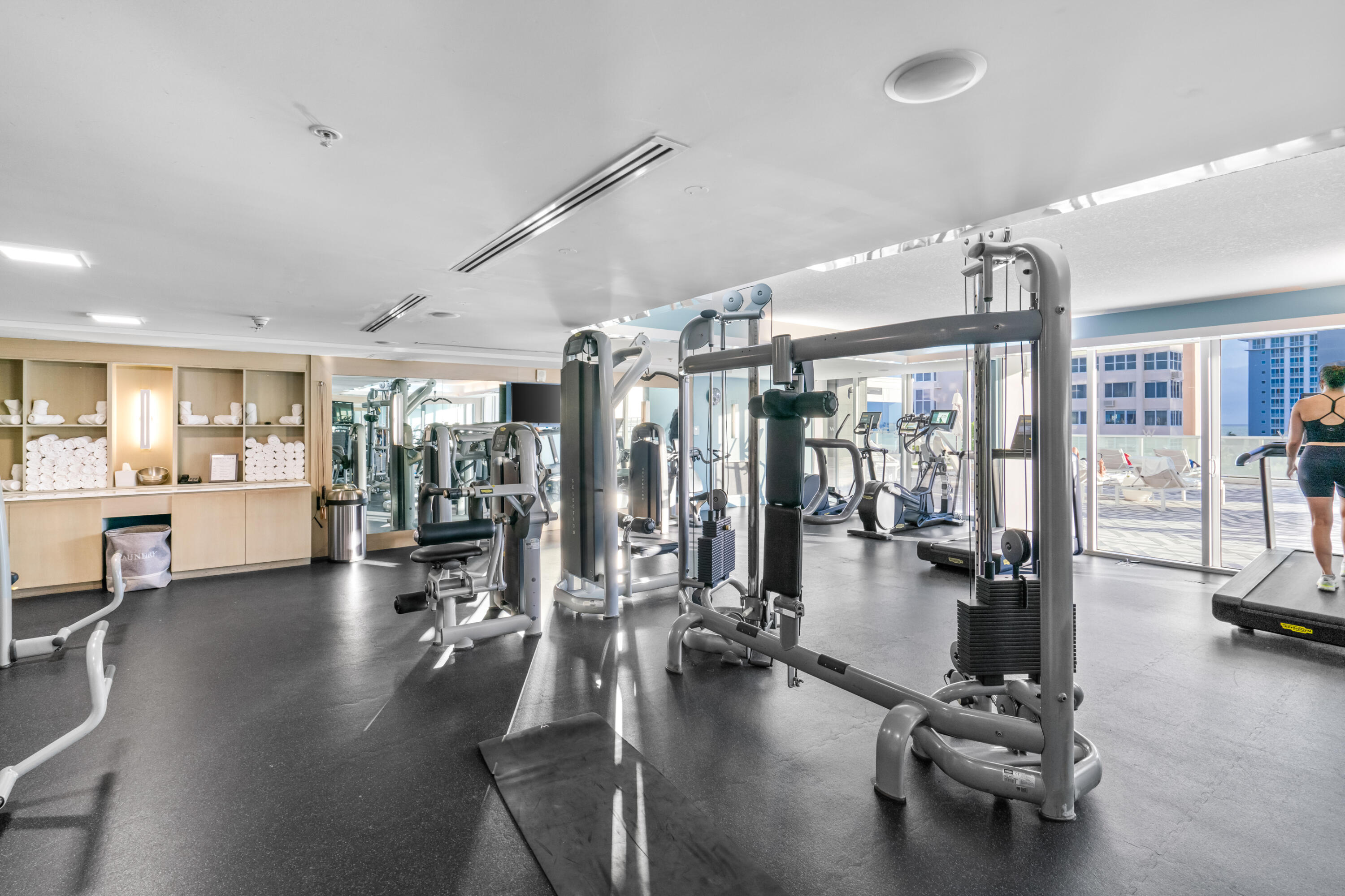 FORT LAUDERDALE RESIDENCES CONDO - Residential