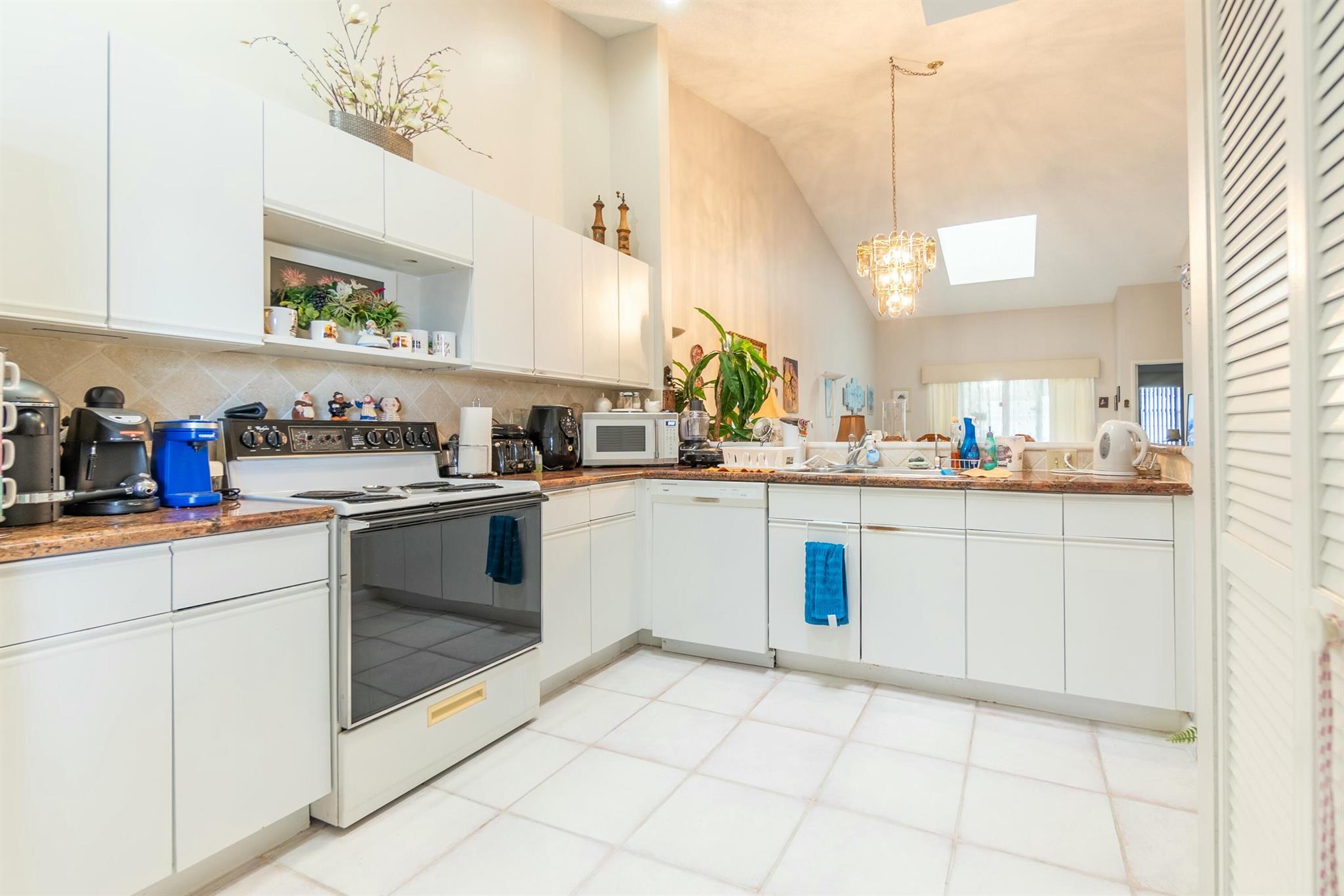 8306 Summersong Terrace B
