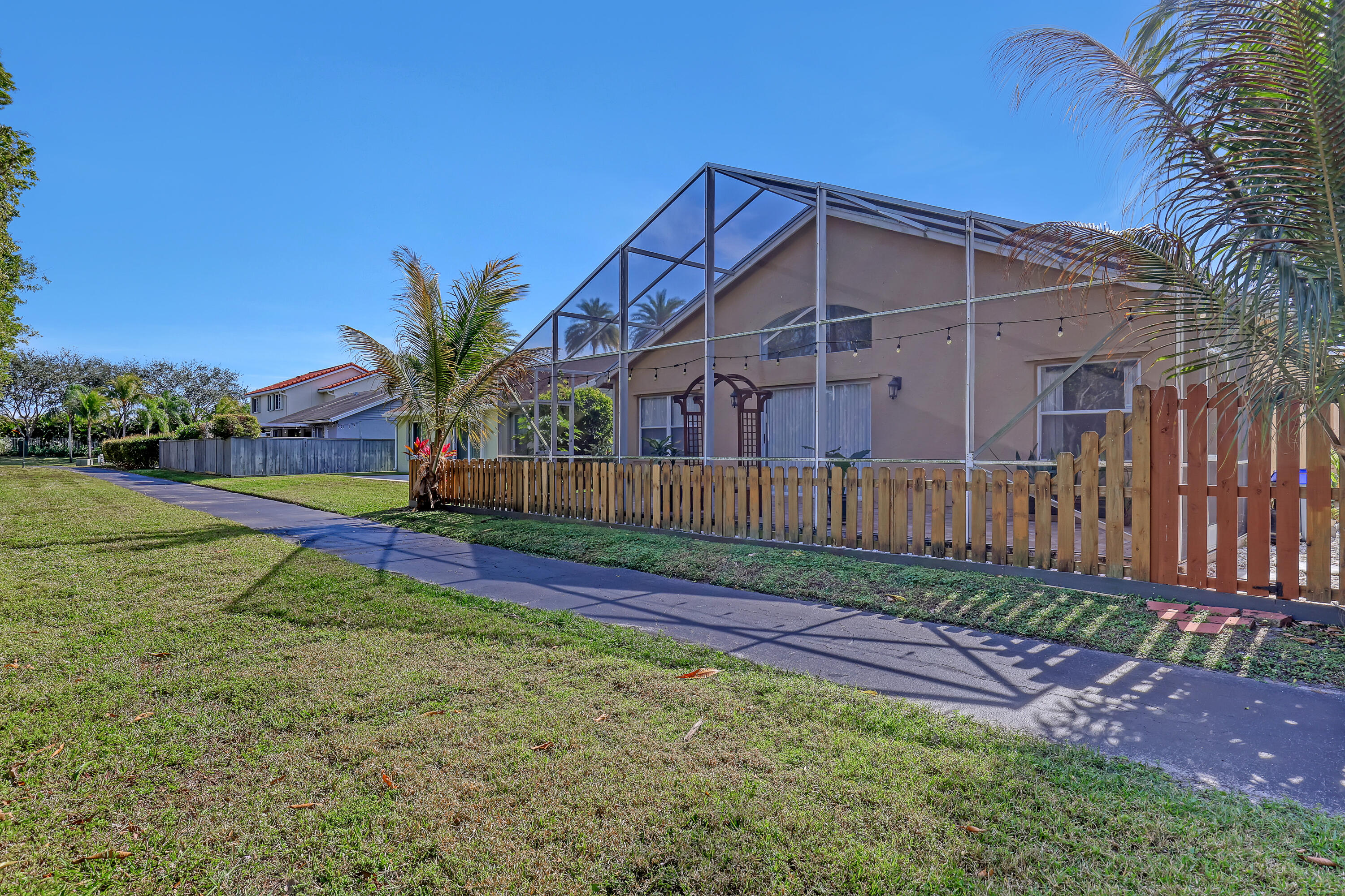STRATHMORE ESTATES AT BOYNTON BEACH 2 - Residential