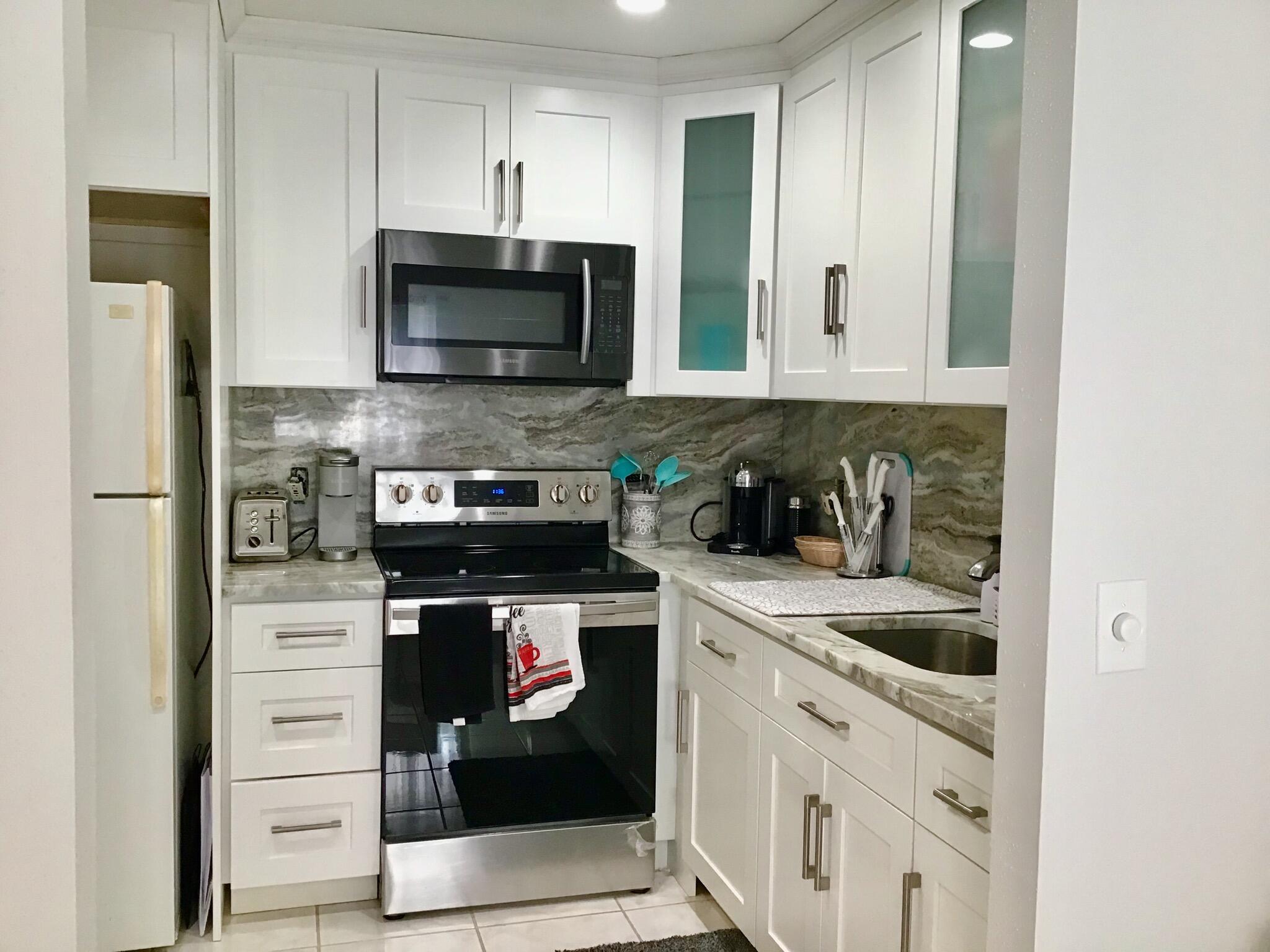 KINGS POINT BRITTANY CONDOS - Residential Lease