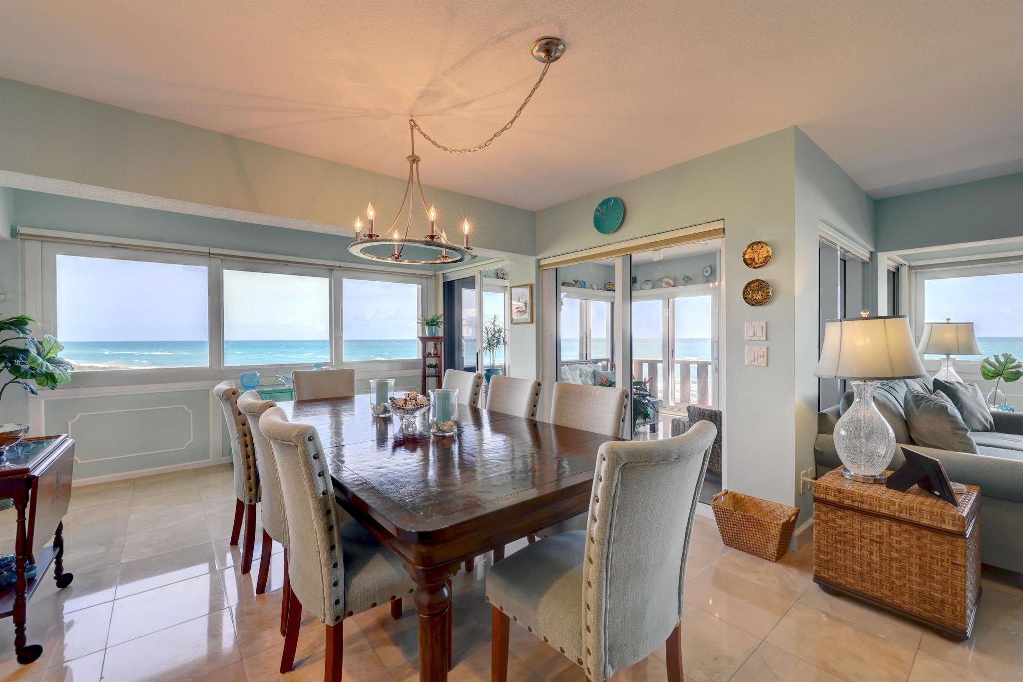 HUTCHINSON HOUSE CONDO - Residential Lease