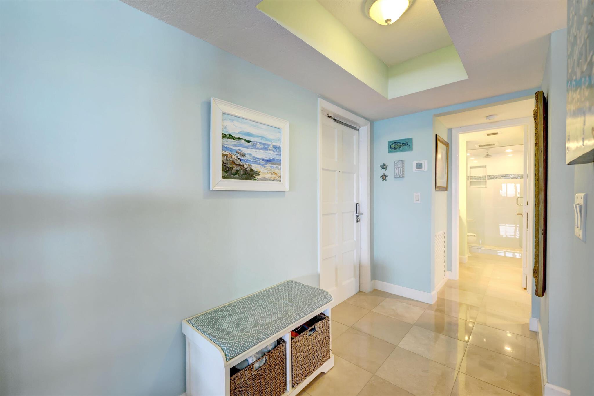 HUTCHINSON HOUSE CONDO - Residential Lease