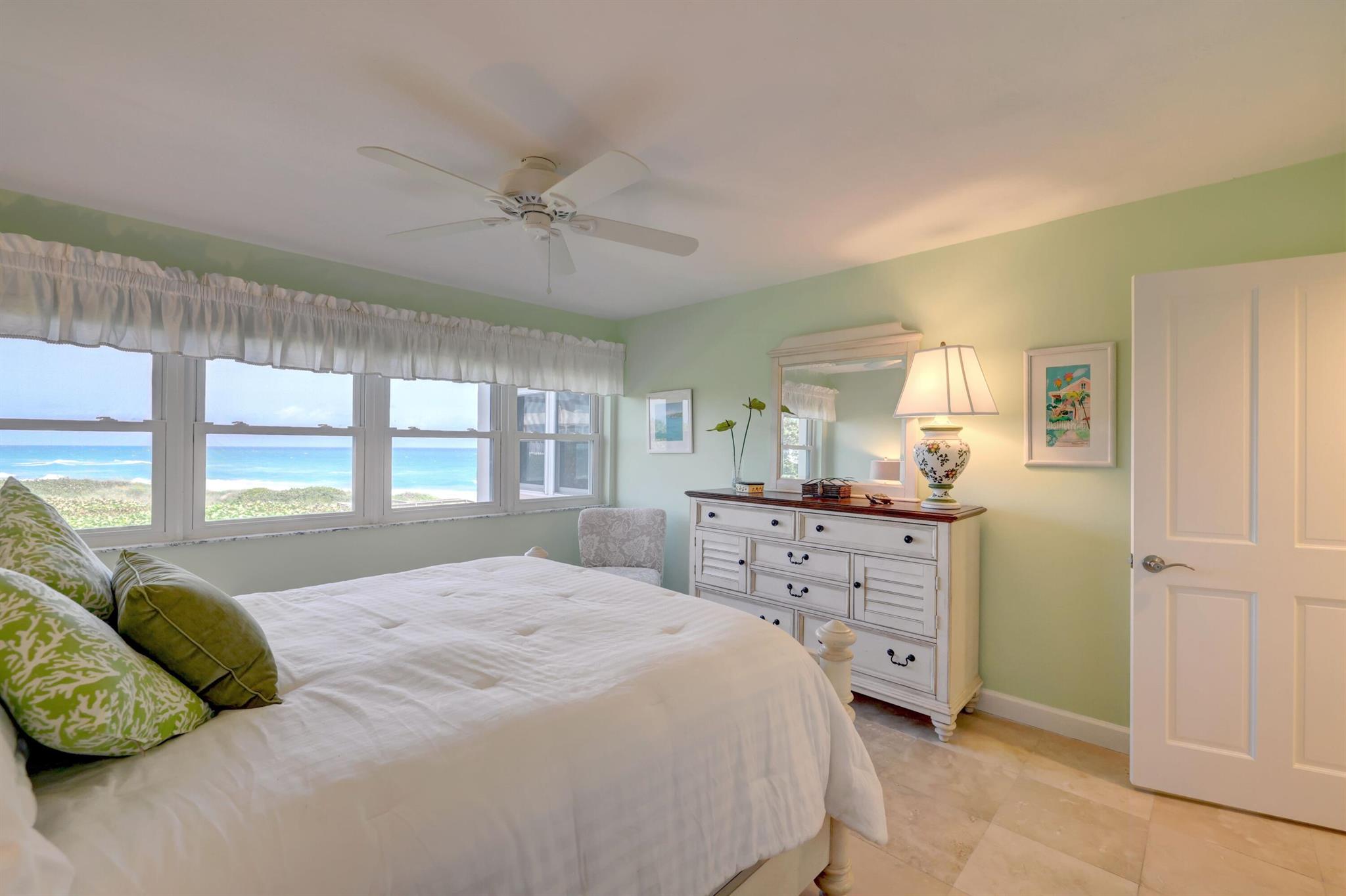HUTCHINSON HOUSE CONDO - Residential Lease