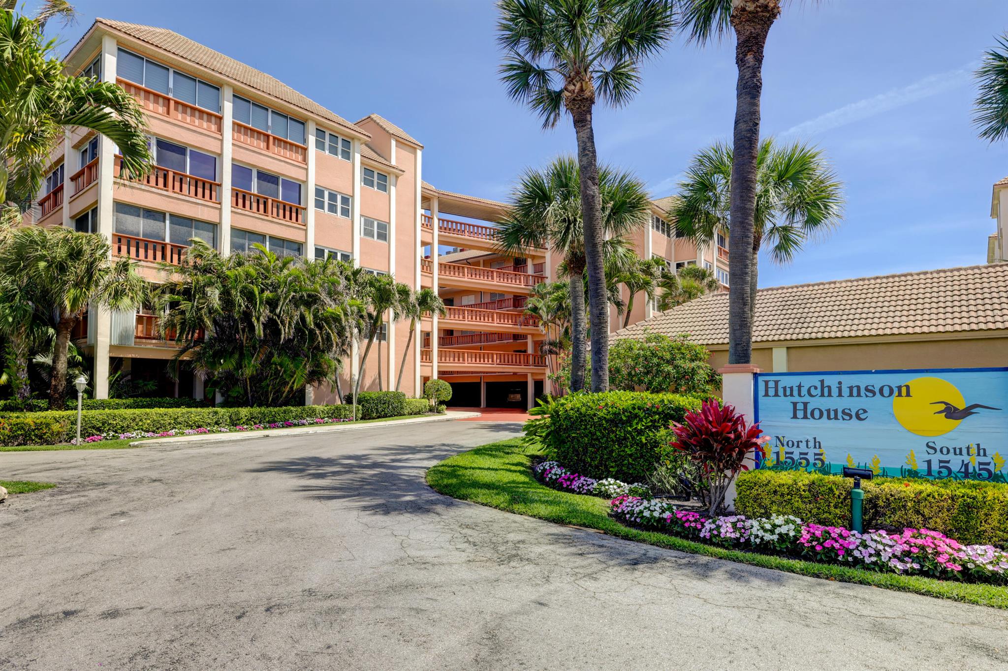 HUTCHINSON HOUSE CONDO - Residential Lease