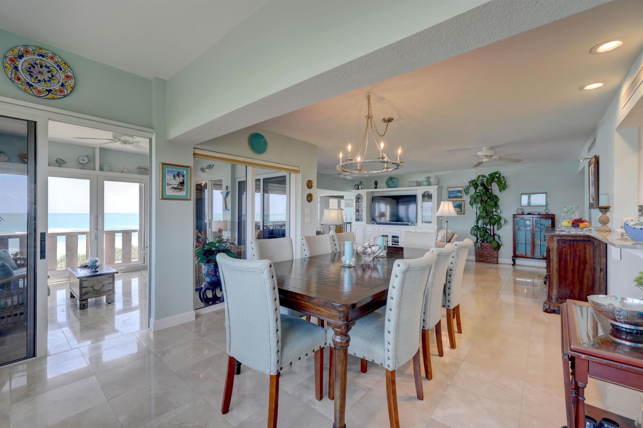 HUTCHINSON HOUSE CONDO - Residential Lease
