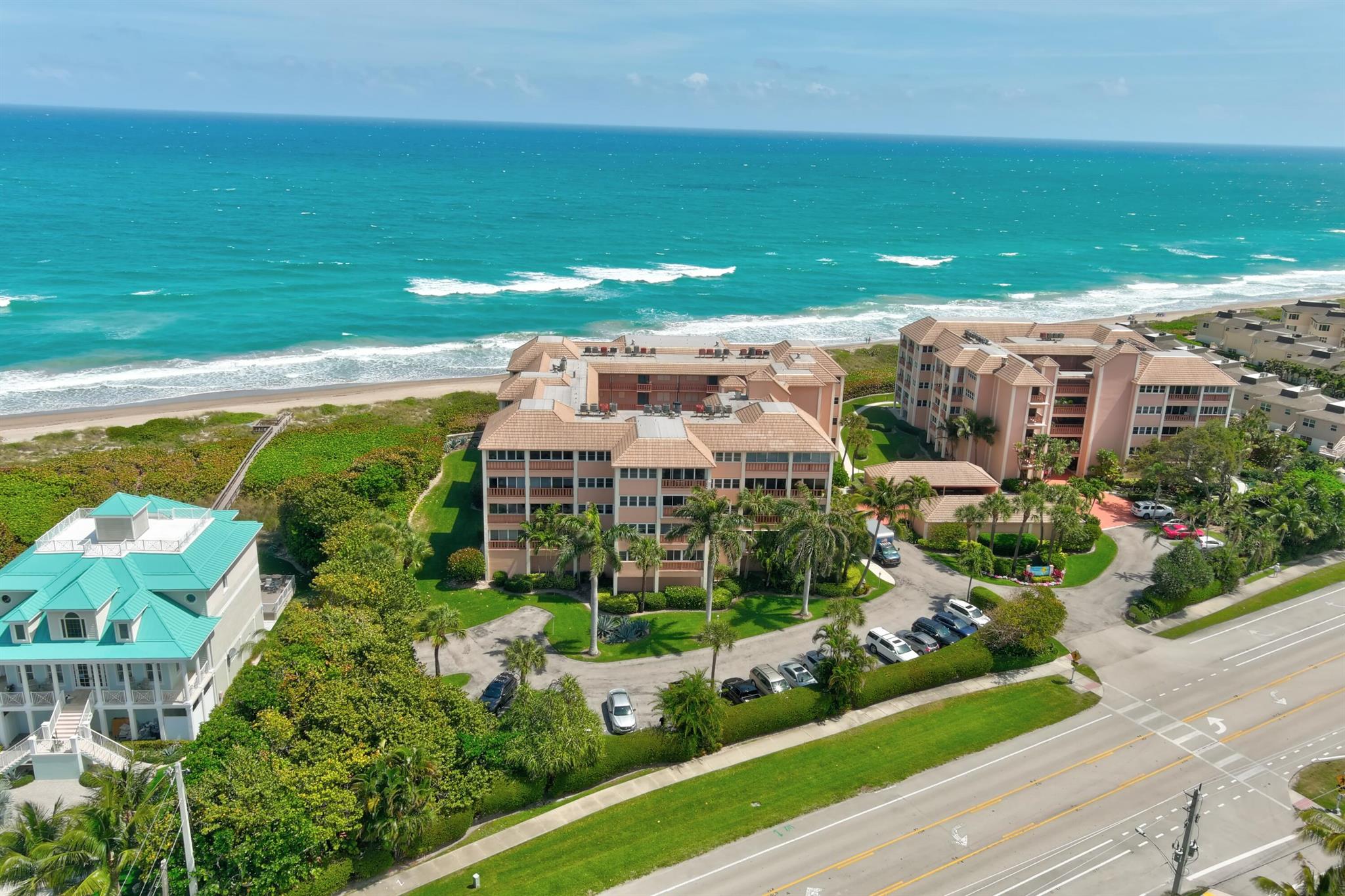 HUTCHINSON HOUSE CONDO - Residential Lease