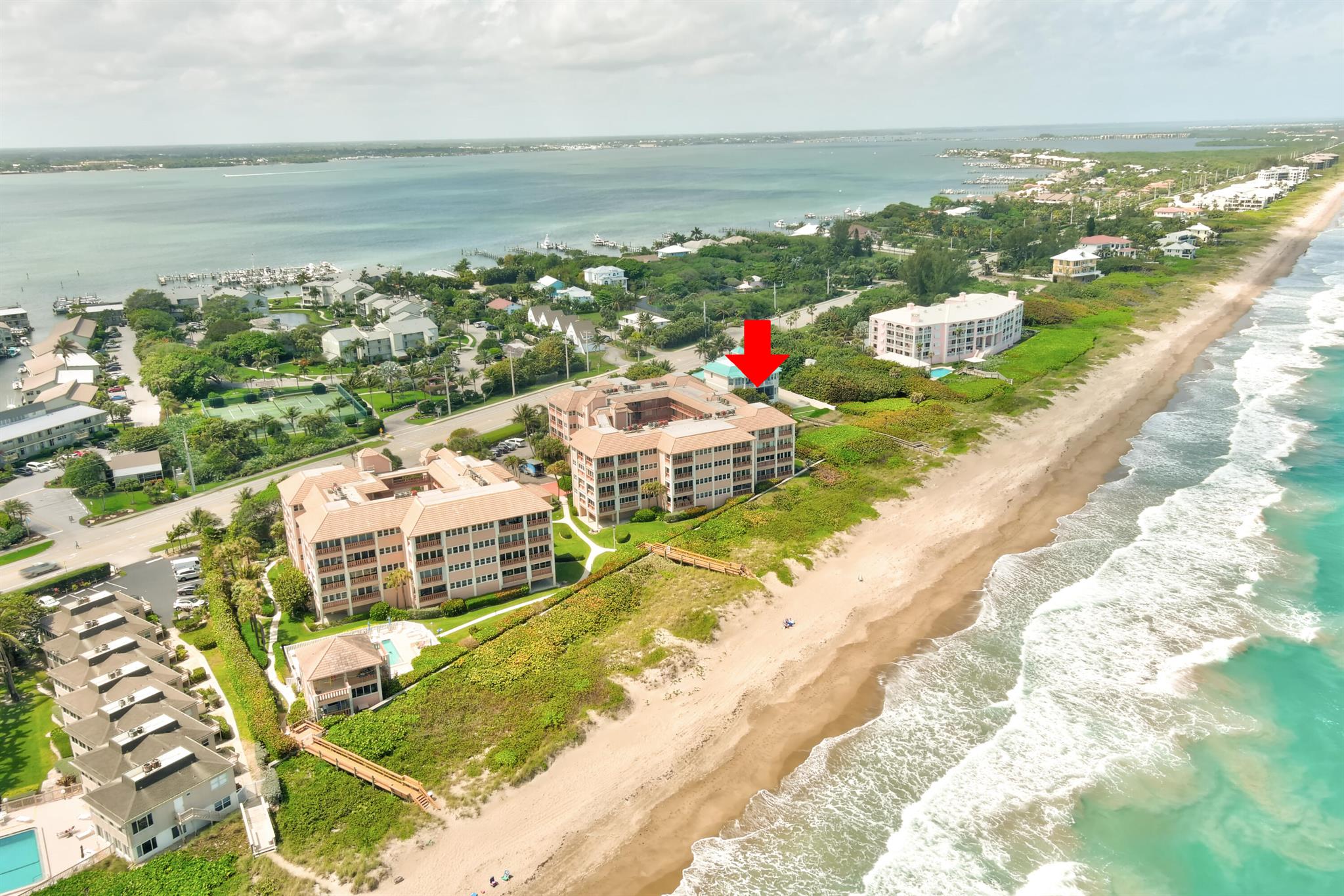 HUTCHINSON HOUSE CONDO - Residential Lease