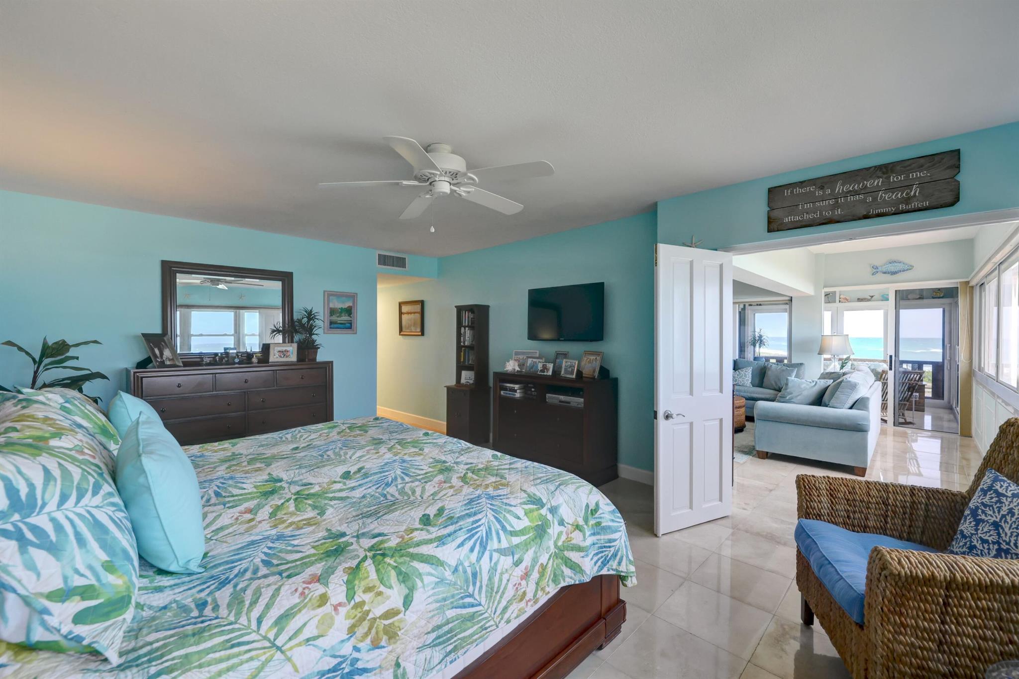 HUTCHINSON HOUSE CONDO - Residential Lease