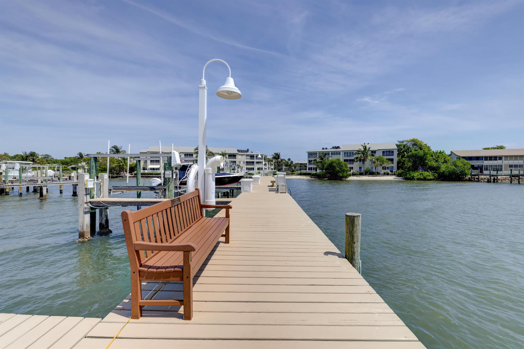 HUTCHINSON HOUSE CONDO - Residential Lease