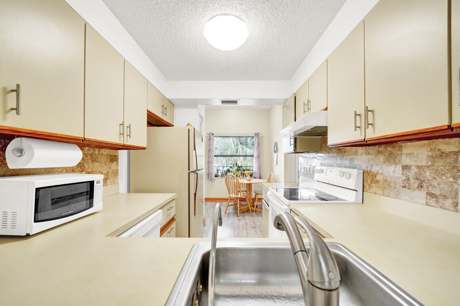 GARDENS OF WILLOW BEND CONDS 1,2, & 3 DECLS FILED - Residential