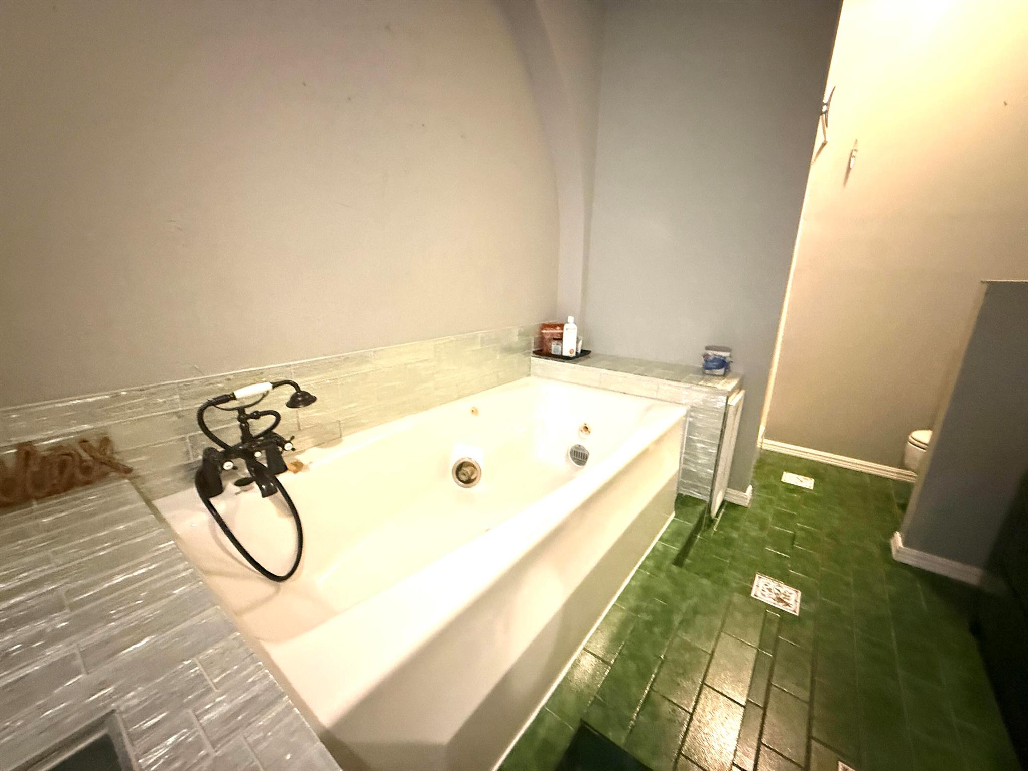 ANDREW & COMPANY SUBDIVIS - Residential