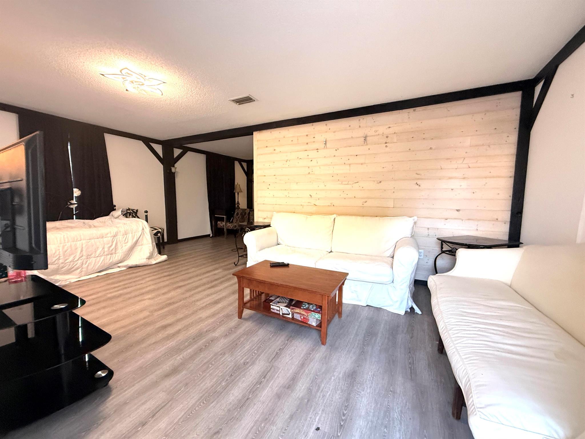 ANDREW & COMPANY SUBDIVIS - Residential