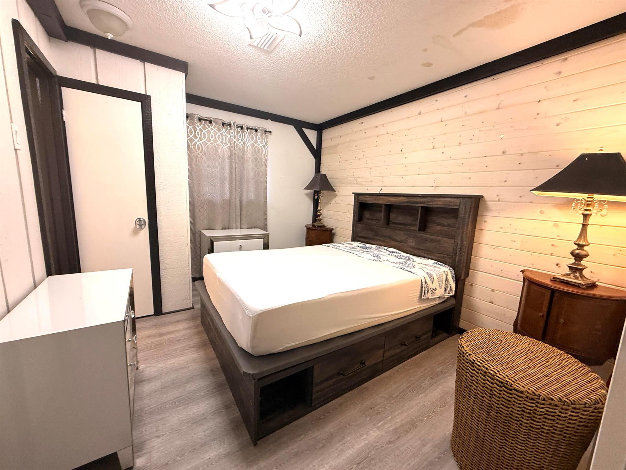 ANDREW & COMPANY SUBDIVIS - Residential