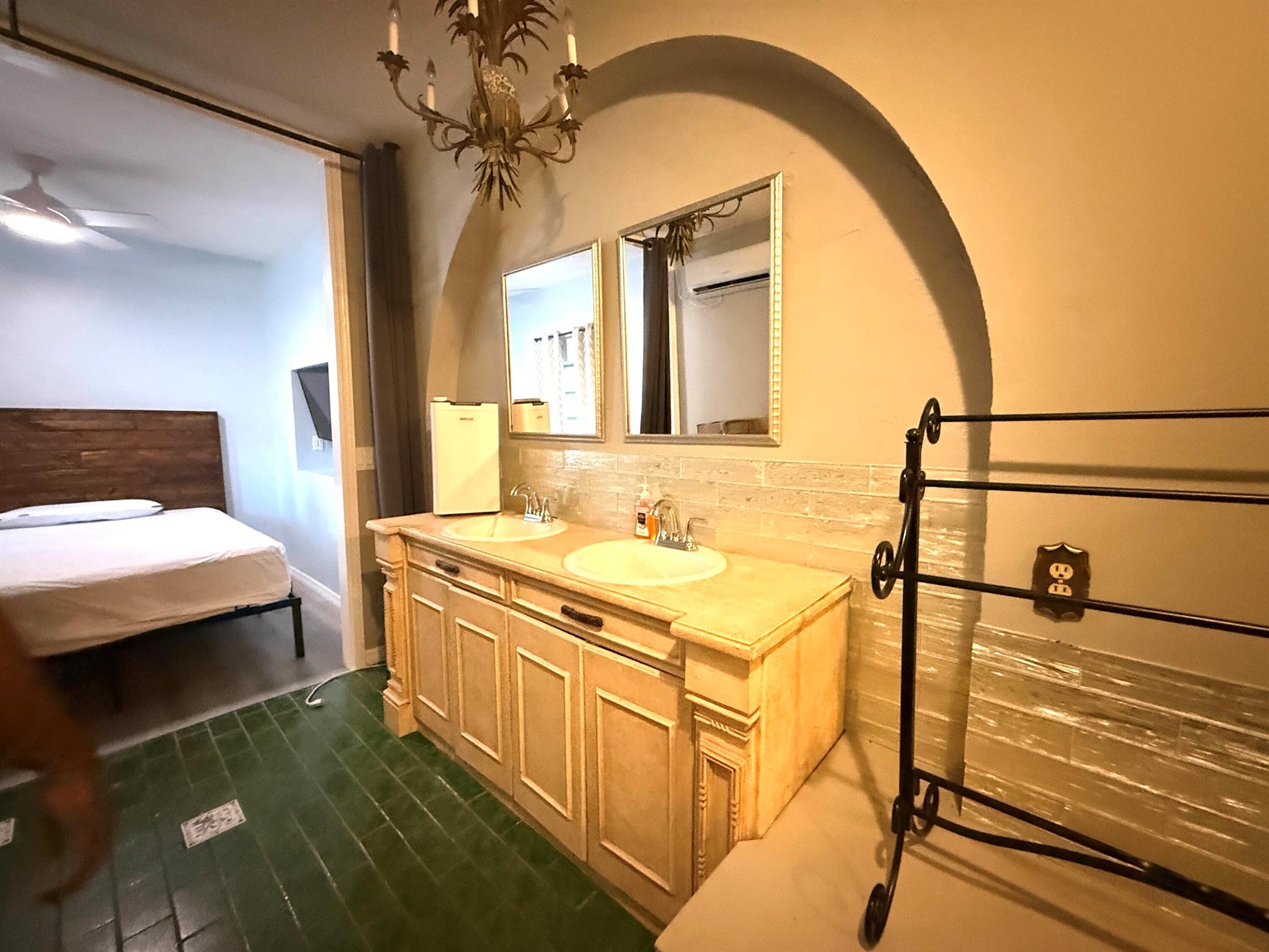 ANDREW & COMPANY SUBDIVIS - Residential