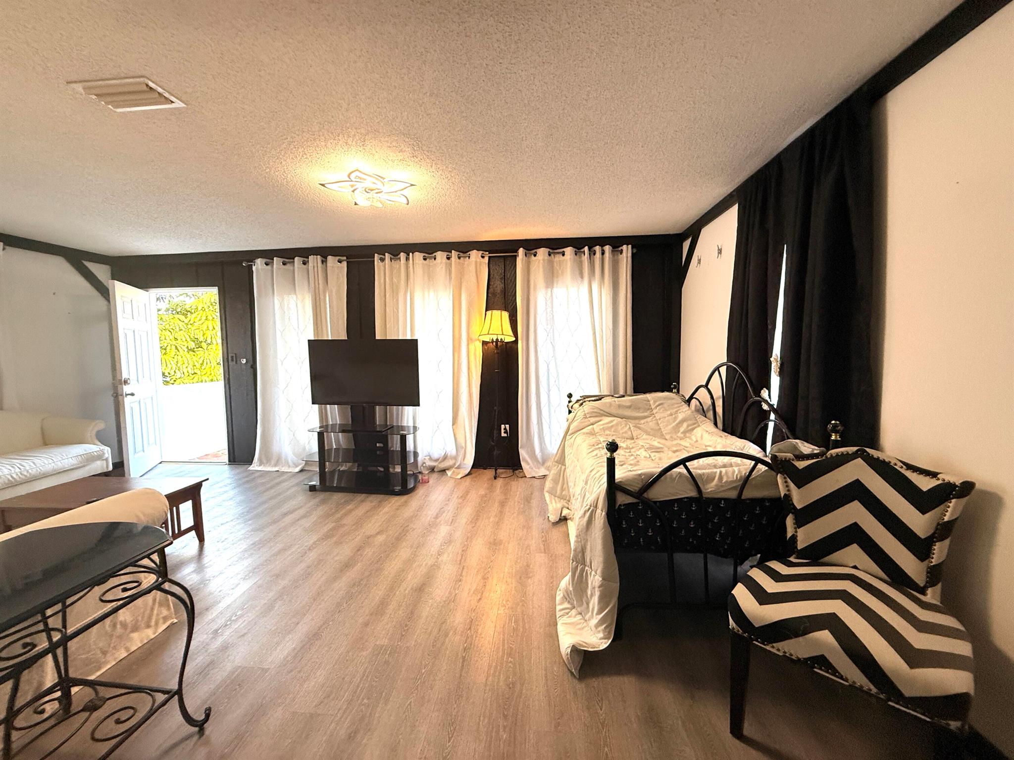 ANDREW & COMPANY SUBDIVIS - Residential