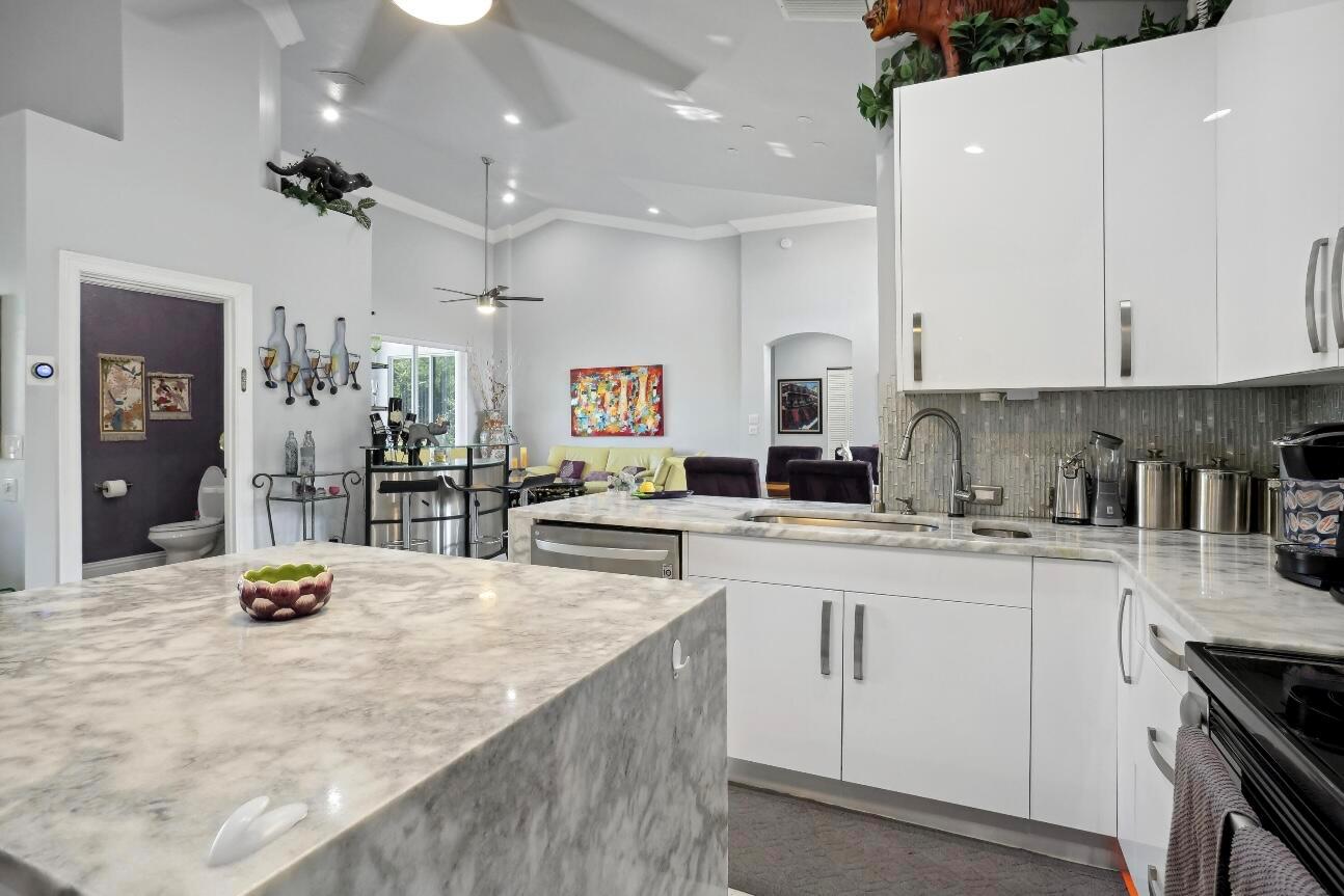 ABERDEEN 10 - Residential Lease