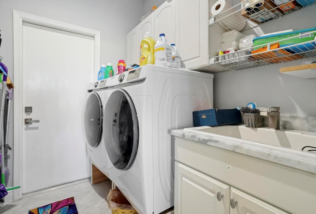 ABERDEEN 10 - Residential Lease