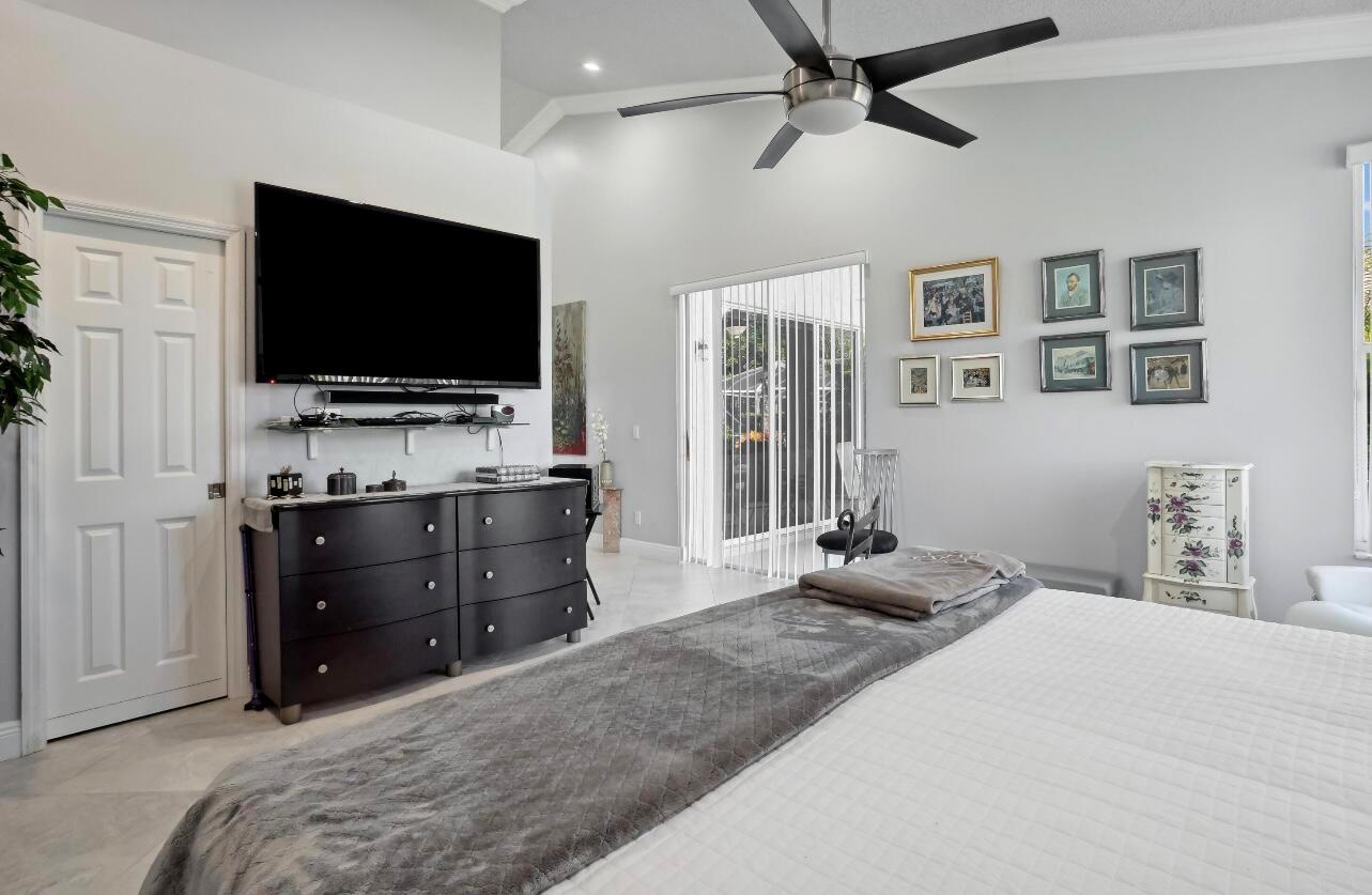 ABERDEEN 10 - Residential Lease