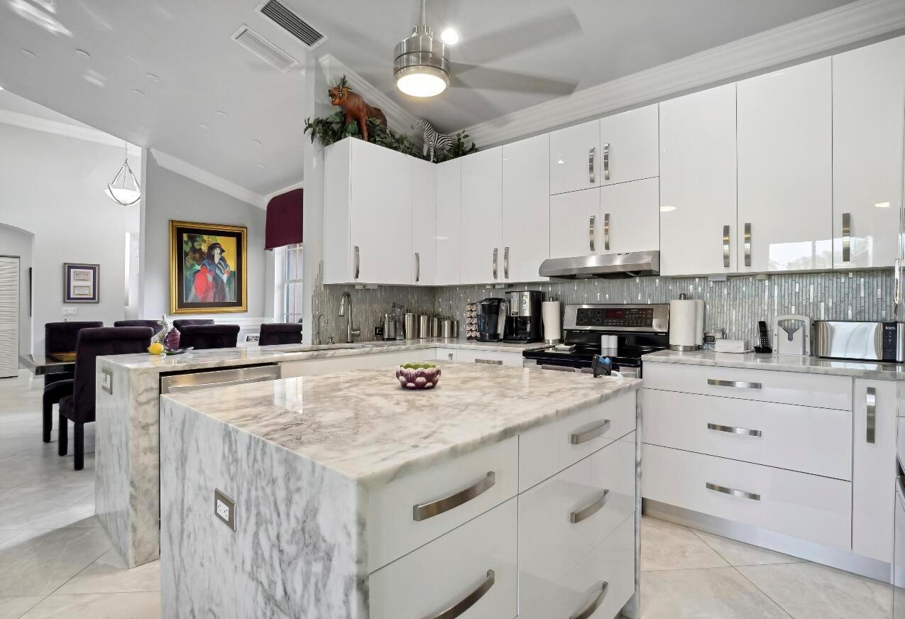 ABERDEEN 10 - Residential Lease