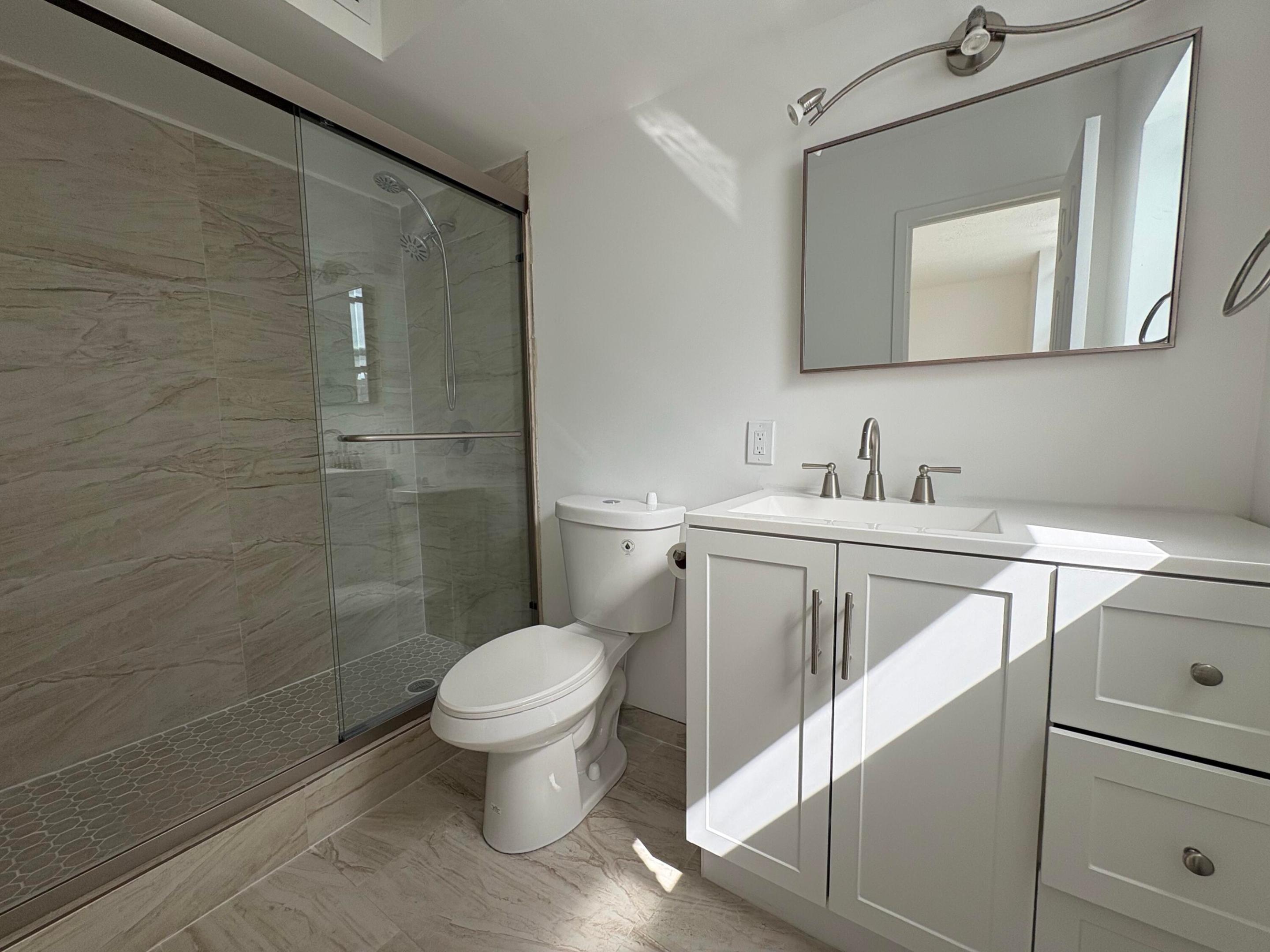 SOMERSET AT LAUDERDALE LAKES - Residential