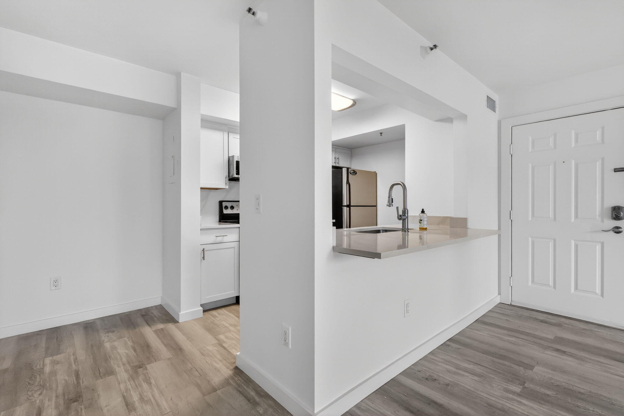 YACHT CLUB ON THE INTRACOASTAL CONDO - Residential Lease