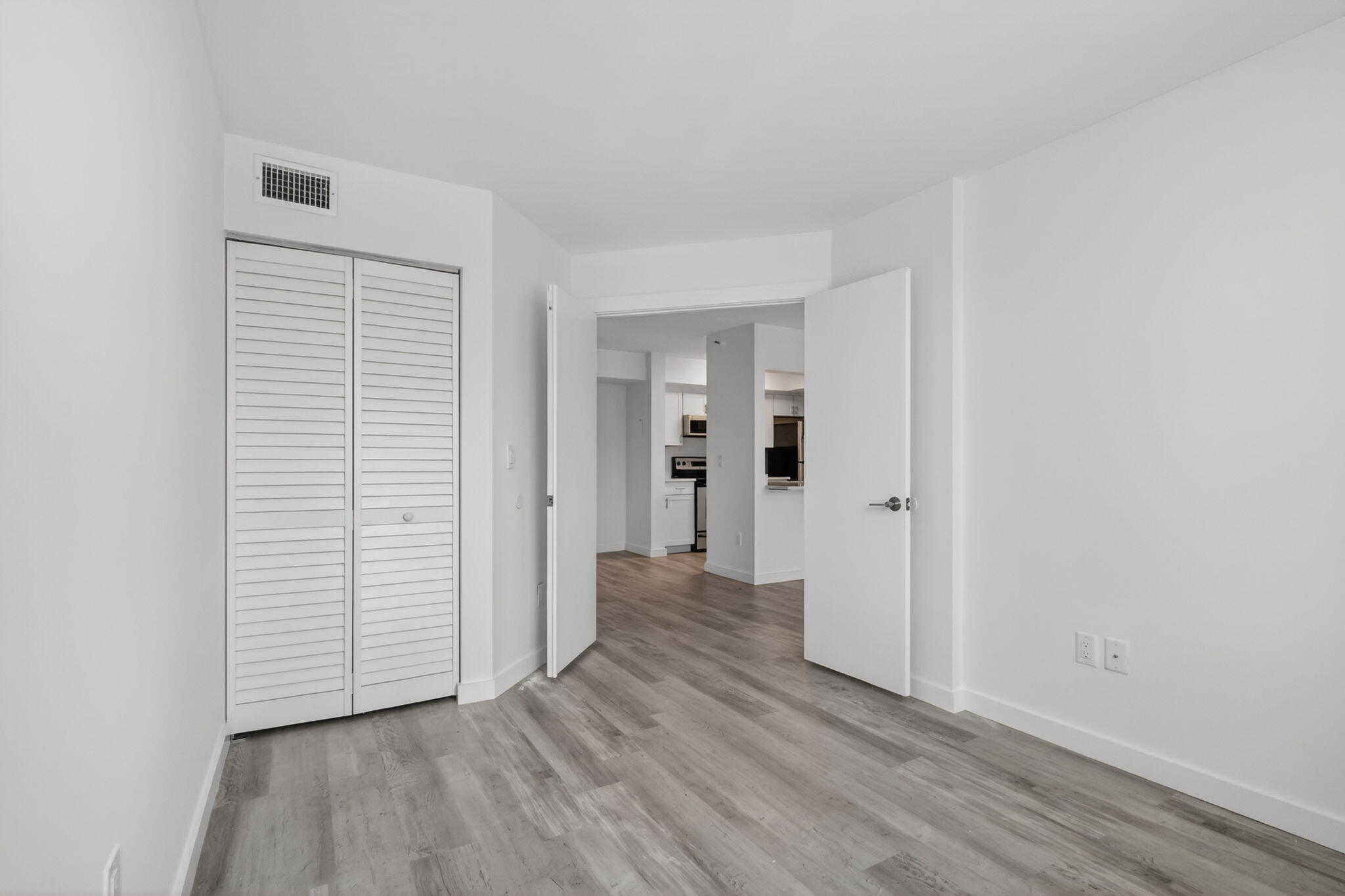 YACHT CLUB ON THE INTRACOASTAL CONDO - Residential Lease