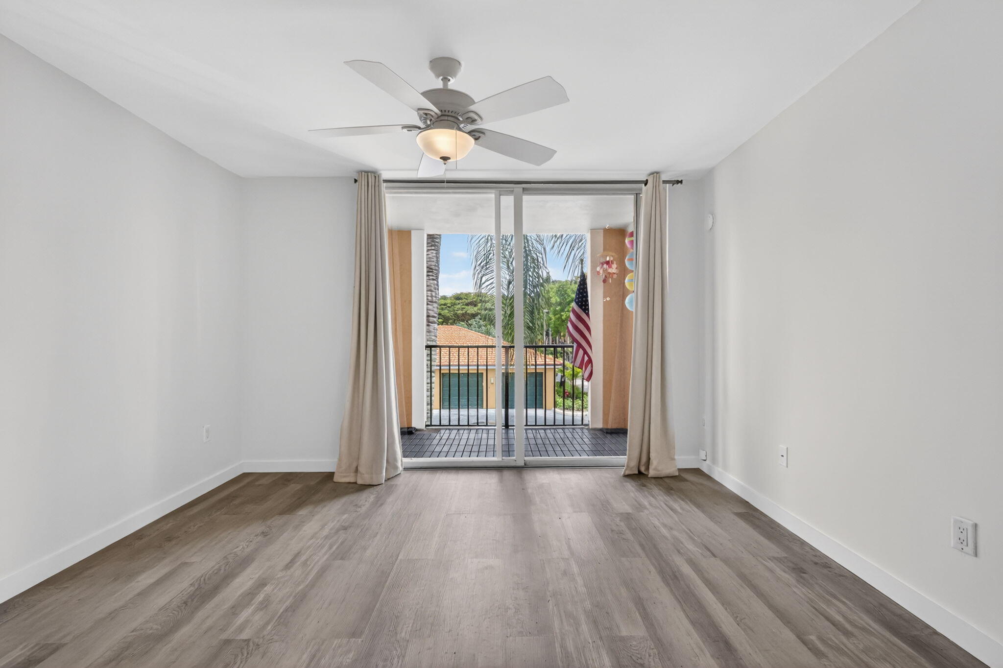 YACHT CLUB ON THE INTRACOASTAL CONDO - Residential Lease
