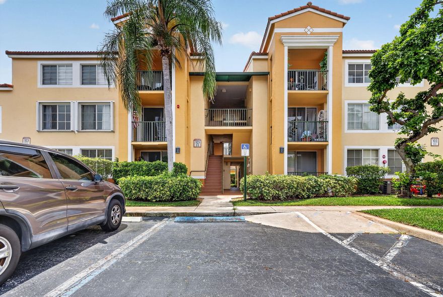 Beautifully updated condo in a resort style intracoastal community. This bright and spacious home features fresh paint, custom accent wall that adds character and charm, updated white kitchen with ss appliances and granite countertops, trendy bathroom with designer finishes, and the convenience having a washer/dryer in the unit. The private balcony adds light and additional living space.  This gated community is meticulously maintained featuring lush tropical landscaping, scenic walking paths, grills, clubhouse, fitness center, marina, pool. Large dogs ok.  All conveniently located close to beaches, highways, airports, dining, shopping, entertainment and more.