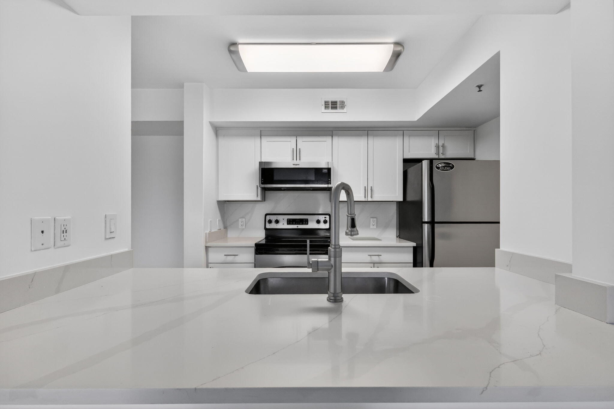 YACHT CLUB ON THE INTRACOASTAL CONDO - Residential Lease