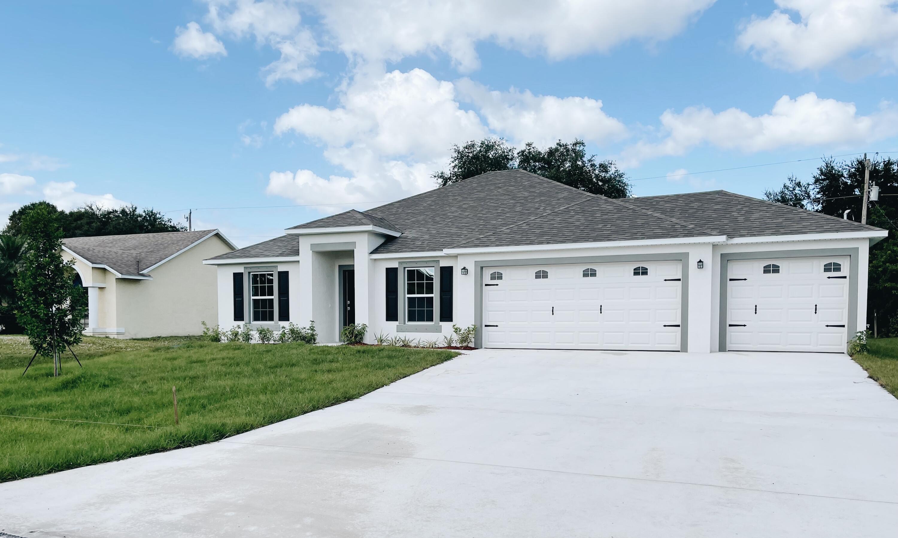 PORT ST LUCIE SECTION 17 - Residential