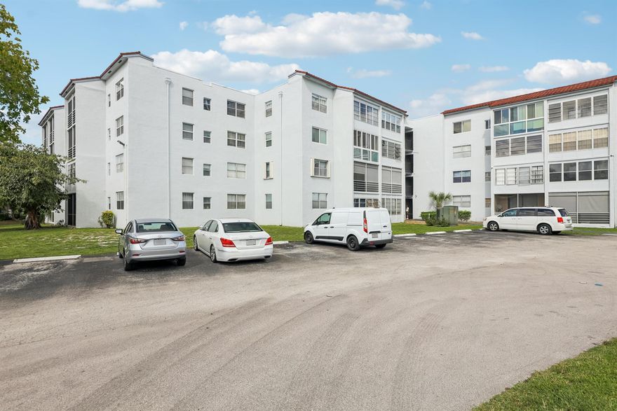 2BR/2BA corner unit in desirable Somerset at Lauderdale Lakes, a 55+ manned gated community with 24-hr security. Bright corner condo offers natural light, open living/dining area, Spacious primary suite. Resort-style amenities include heated pool, clubhouse, billiards, fitness center, sauna, BBQ area, tennis/pickleball, library & more. Laundry on each floor plus extra storage. Great location near restaurants, shops, worship & 10 min to beach. Easy to show!