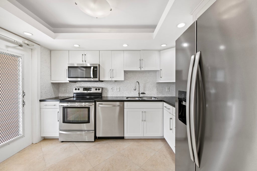 Photo of 2851 S PALM AIRE Drive #503, Pompano Beach, FL 33069 (MLS # B26089130)