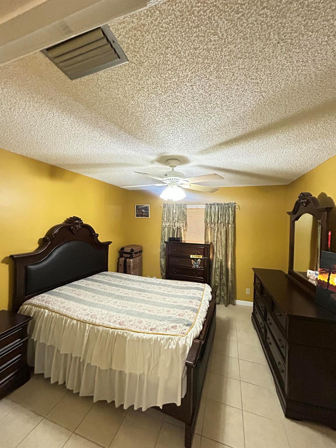 SPRINGDALE HOMES - Residential