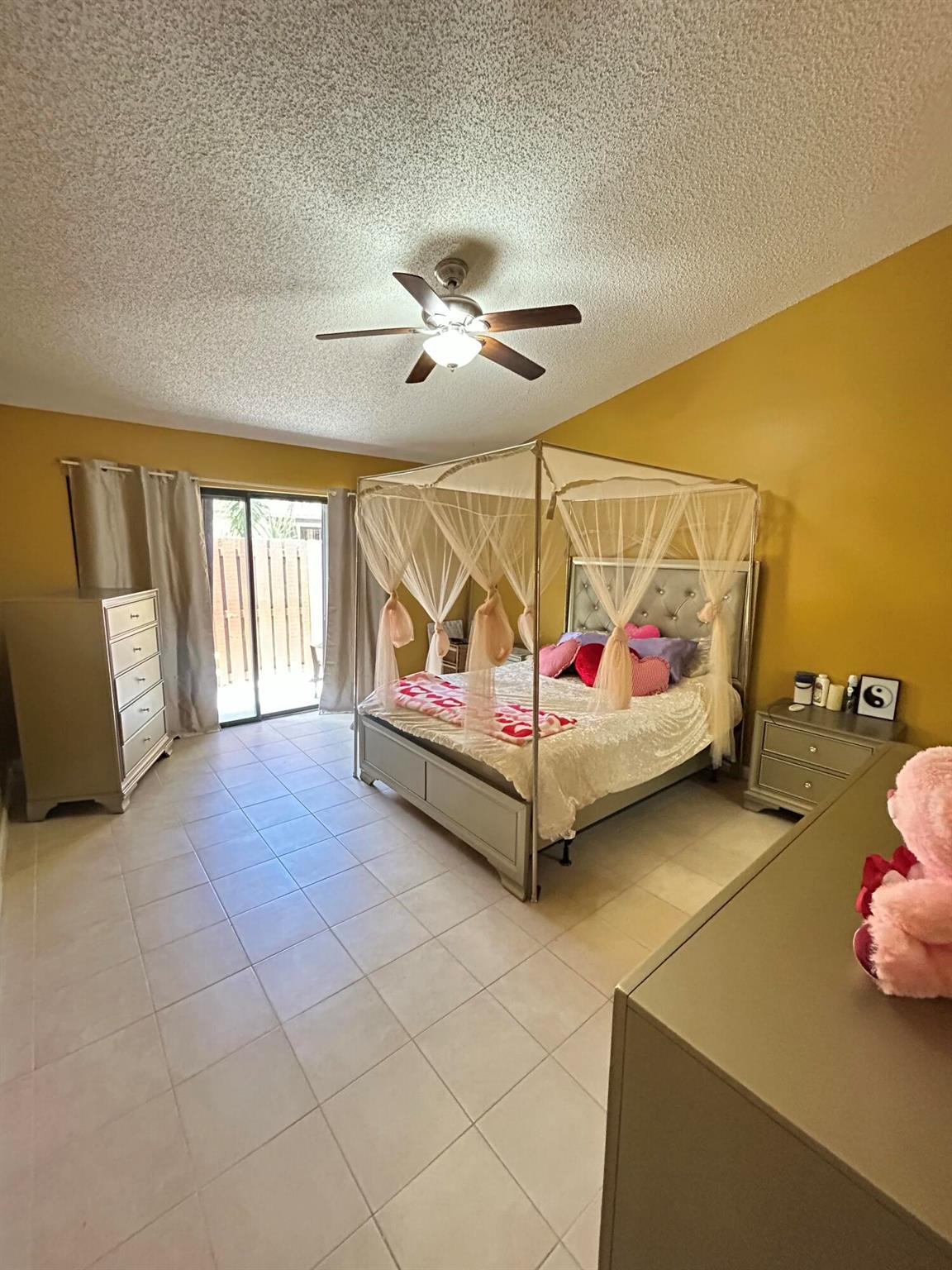 SPRINGDALE HOMES - Residential