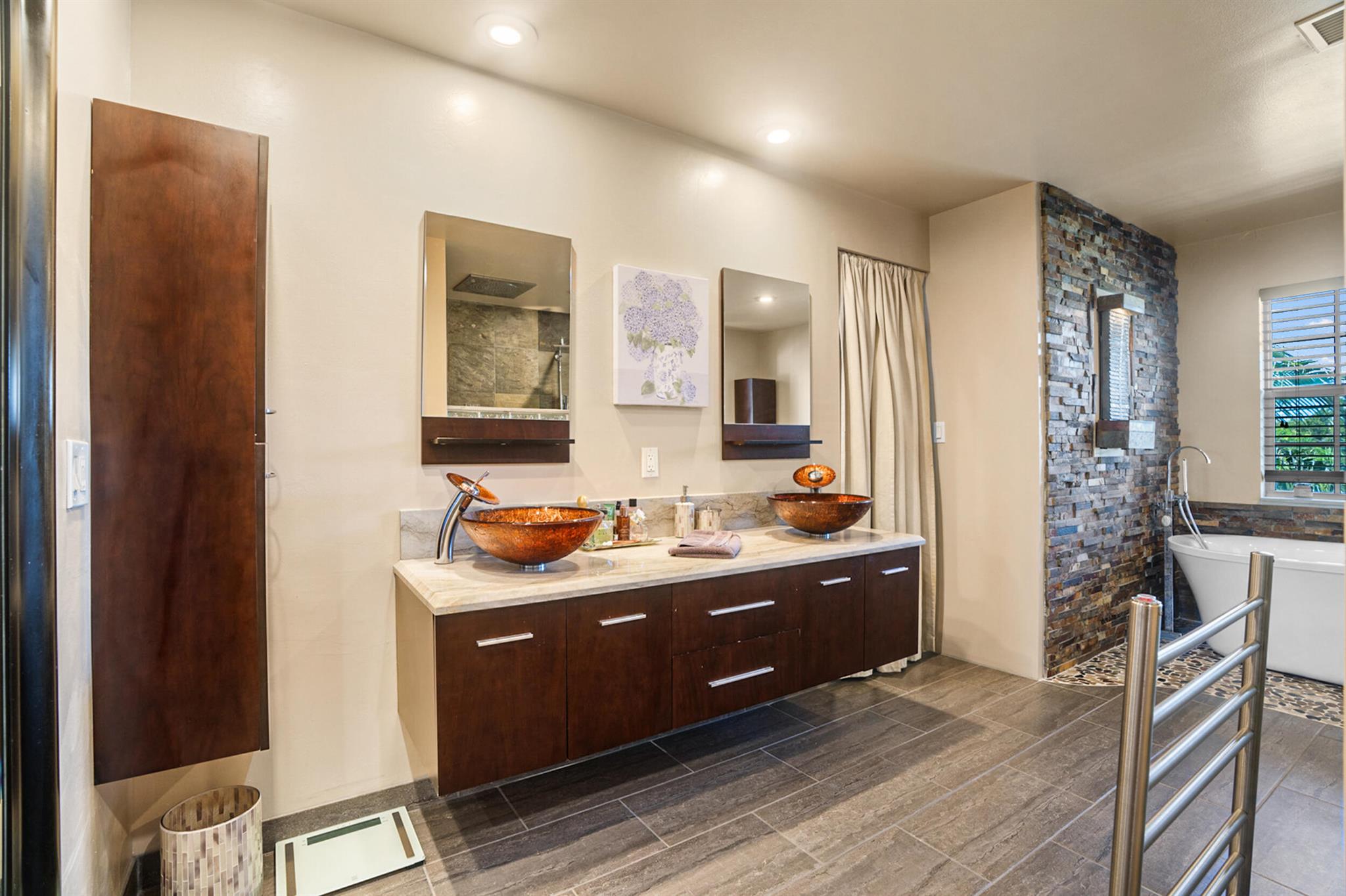 CARIBBEAN KEYS - Residential