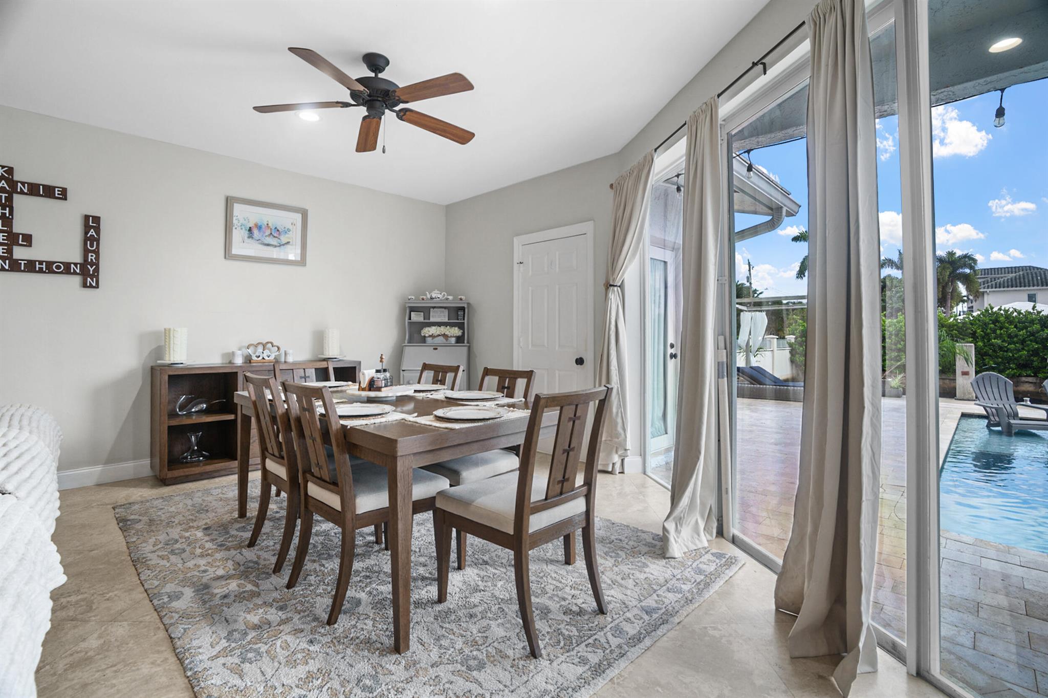 CARIBBEAN KEYS - Residential