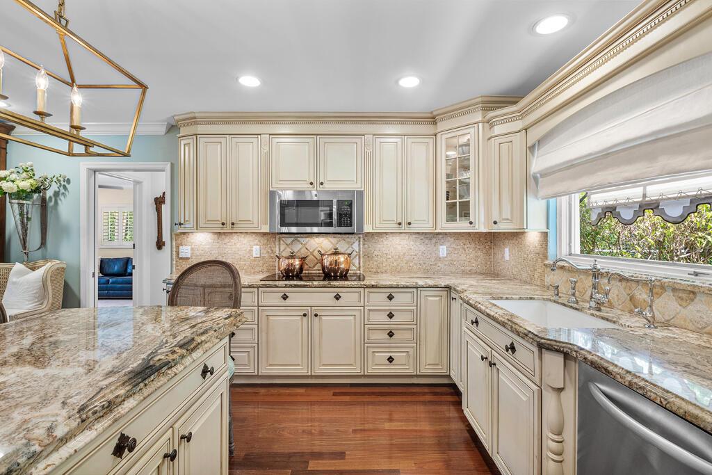 CAMINO GARDENS - Residential