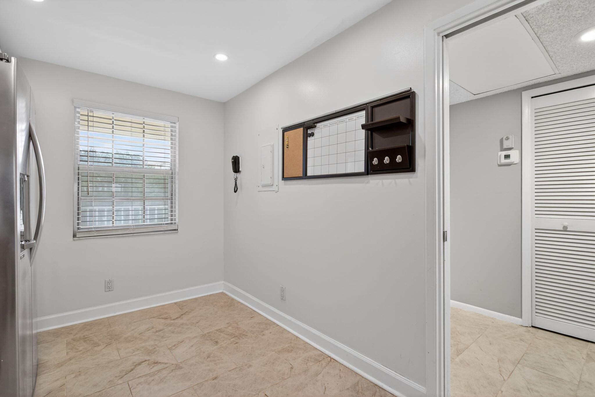 NO 116 PALM-AIRE COUNTRY - Residential