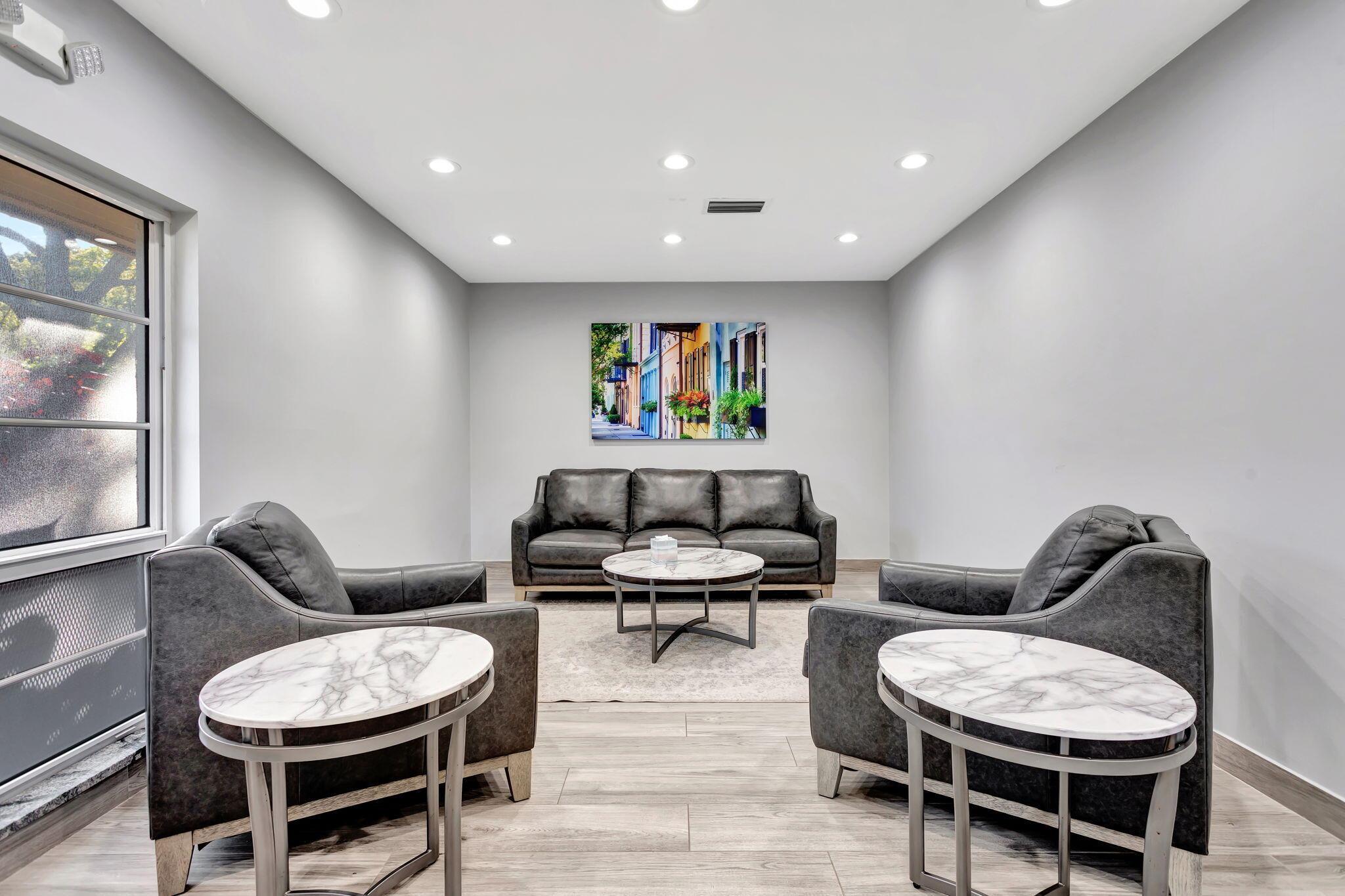 NO 116 PALM-AIRE COUNTRY - Residential