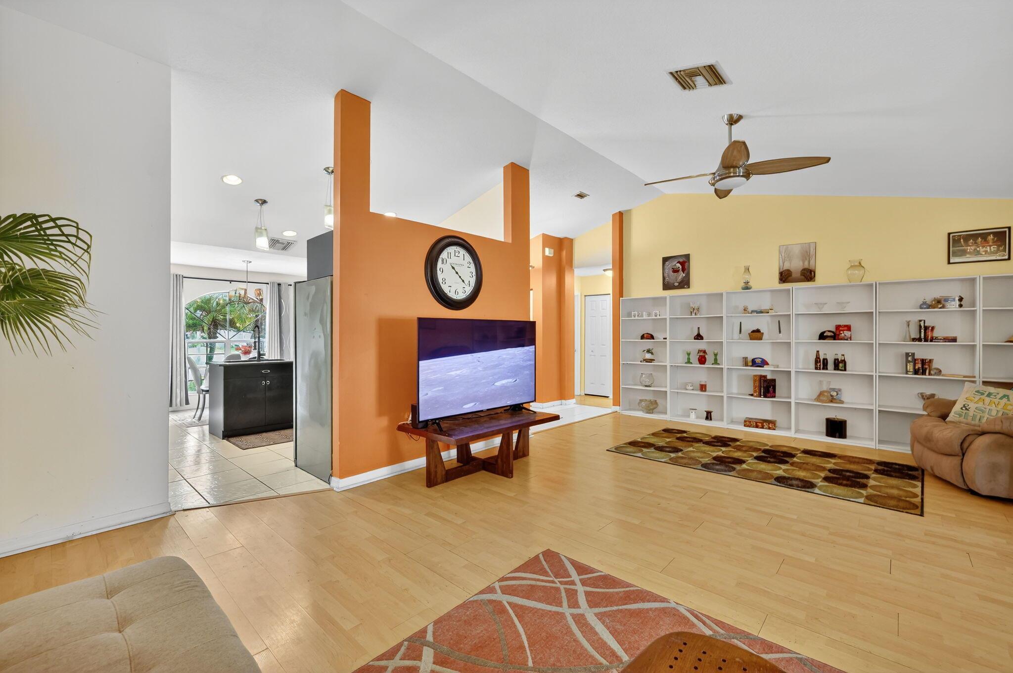 PORT ST LUCIE SECTION 13 - Residential