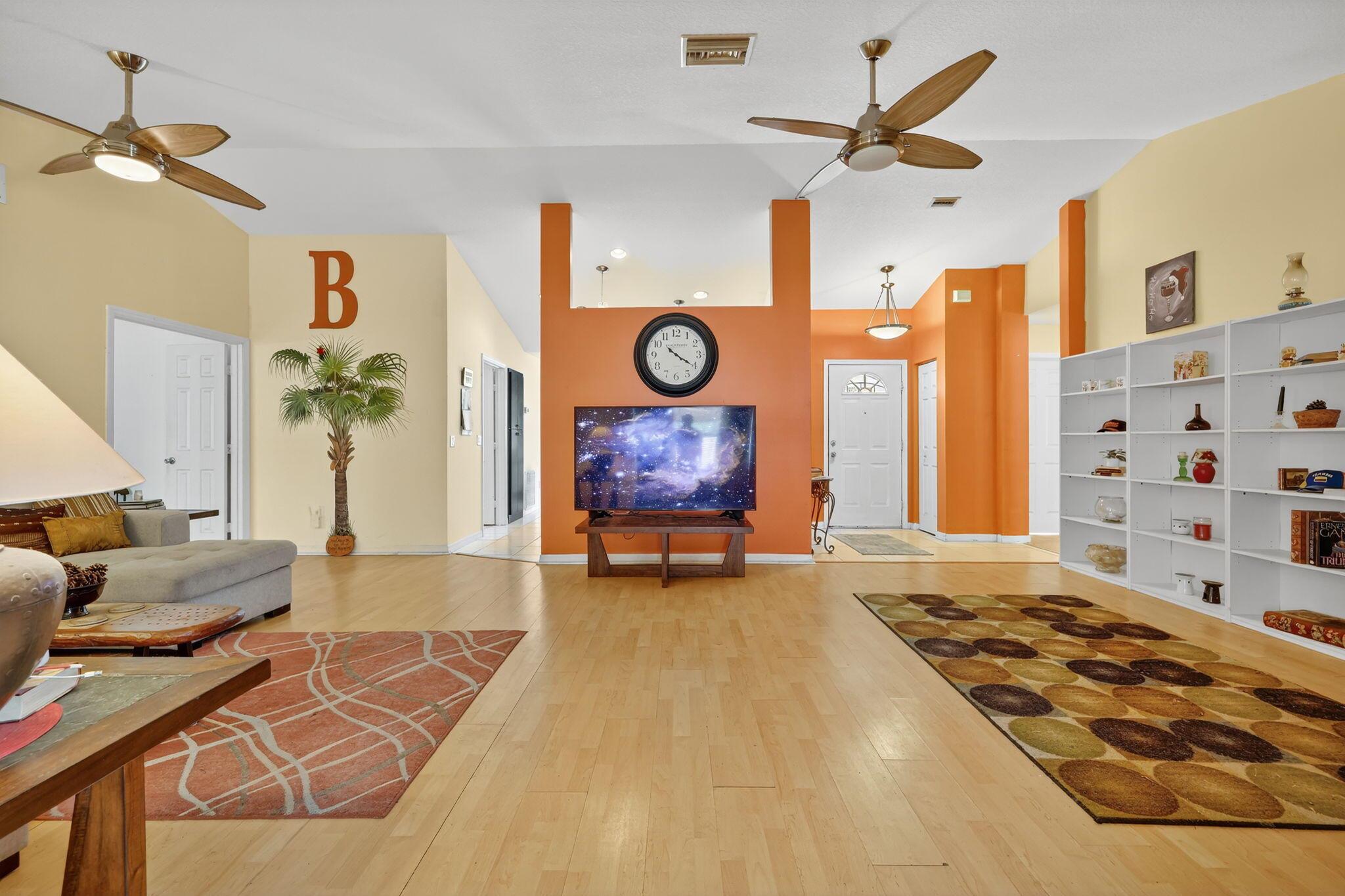 PORT ST LUCIE SECTION 13 - Residential