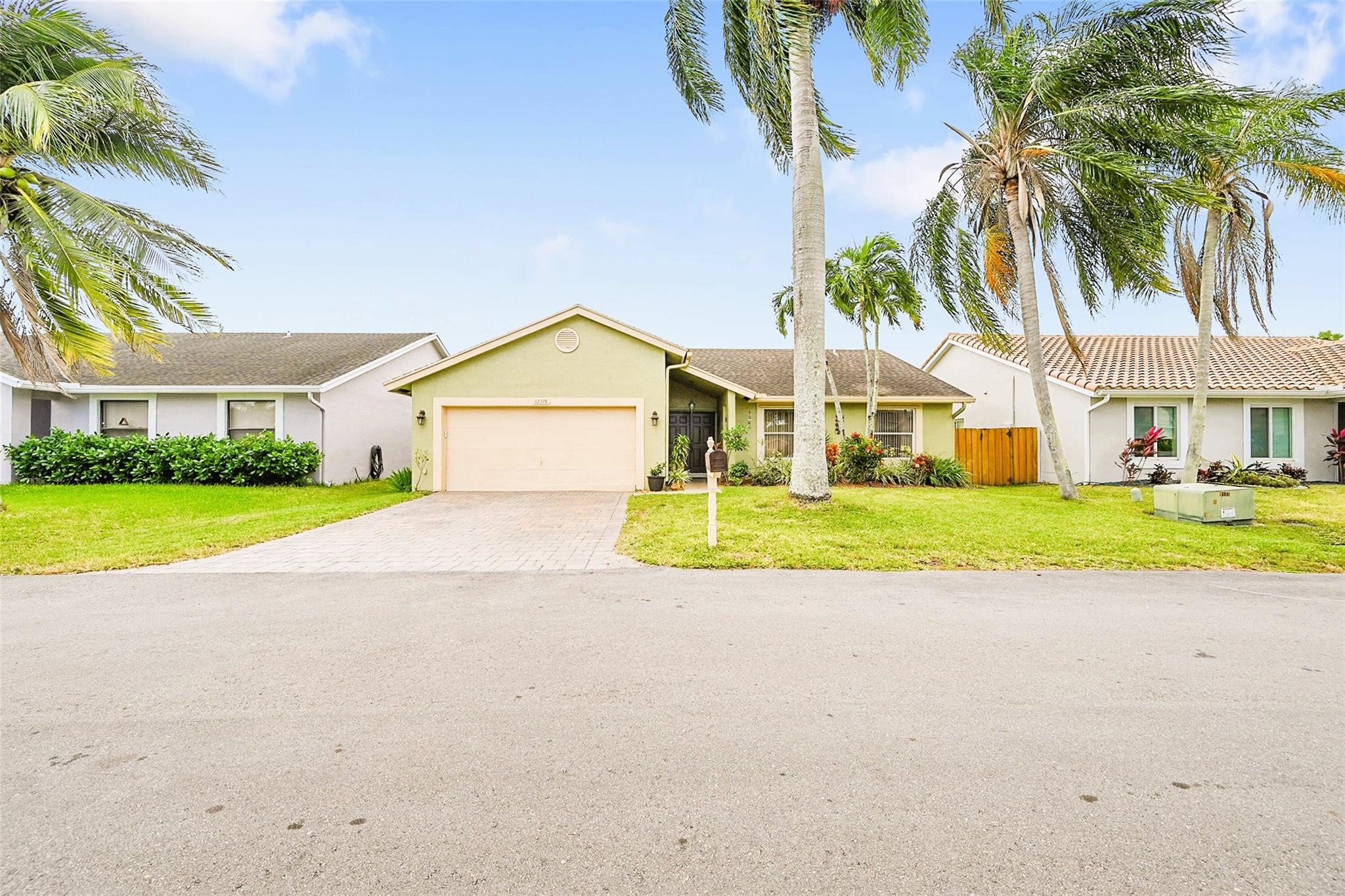 Grenadier Estates 124-7 B - Residential