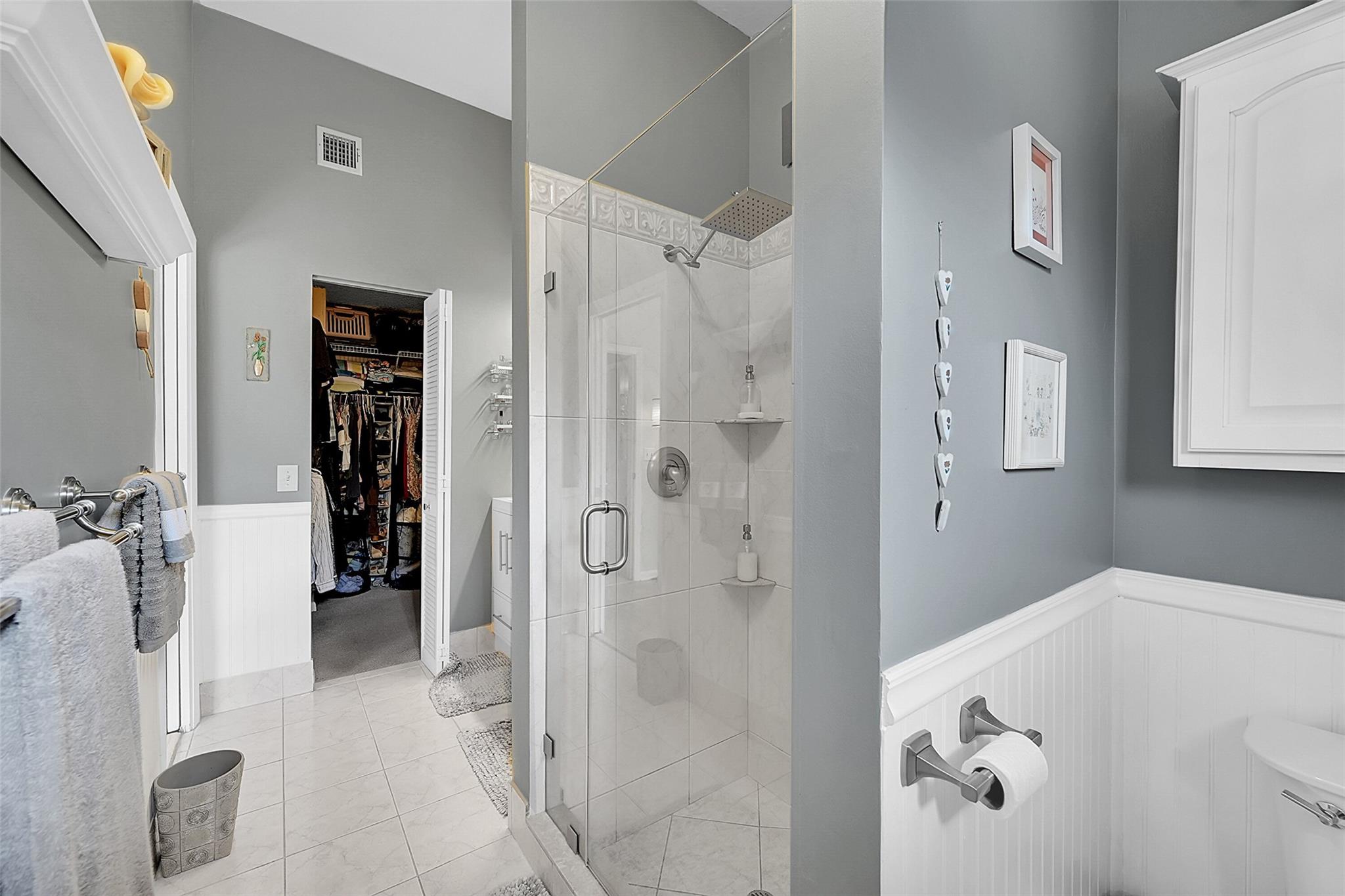 Grenadier Estates 124-7 B - Residential