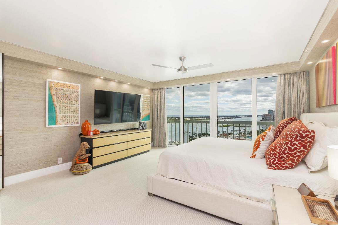 WATERVIEW TOWERS COND DECL FILED 8-20-81 - Residential