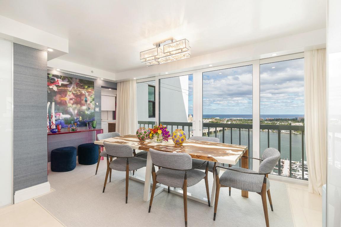 WATERVIEW TOWERS COND DECL FILED 8-20-81 - Residential