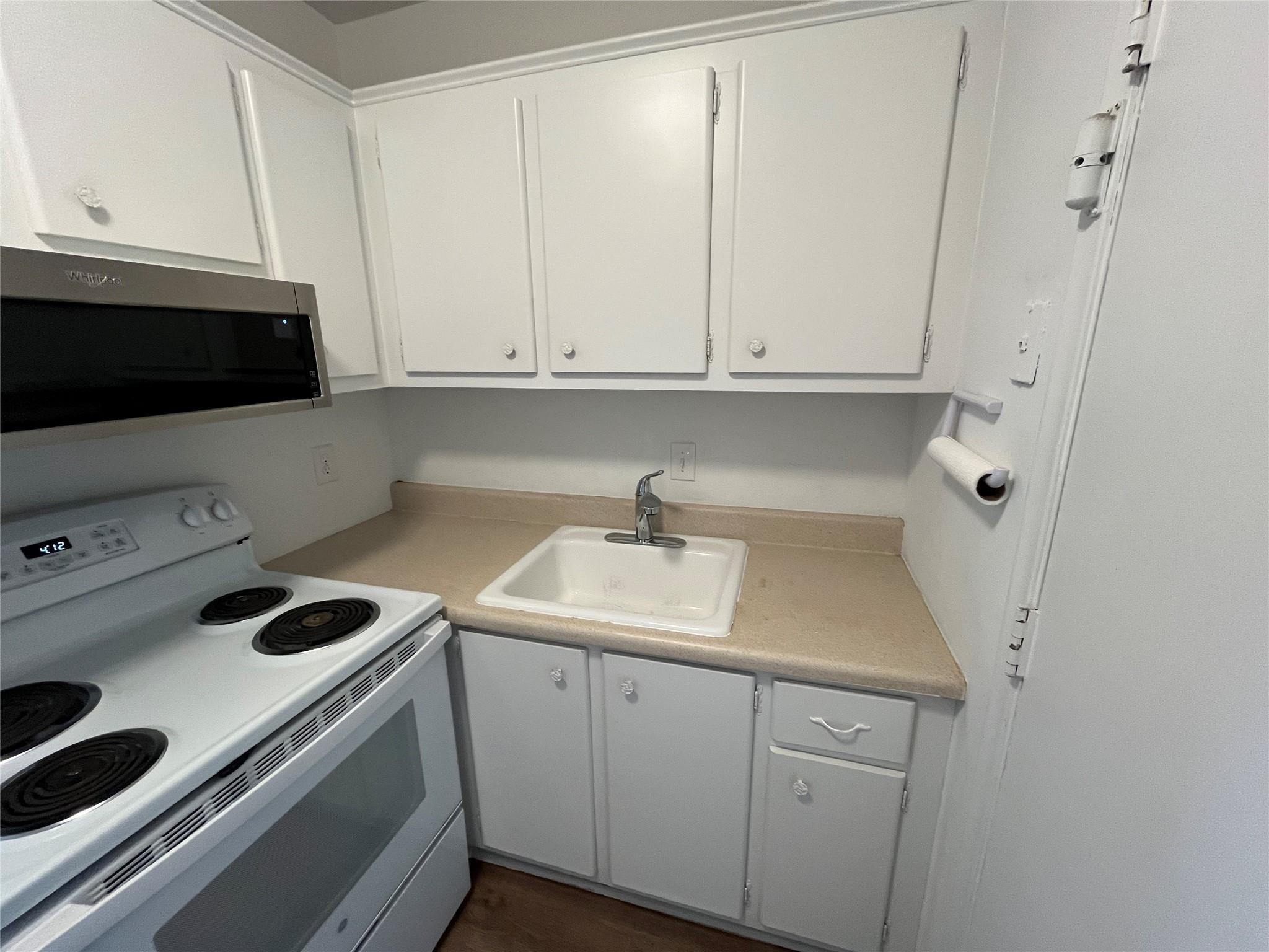 GEORGIAN COURT APTS - Residential