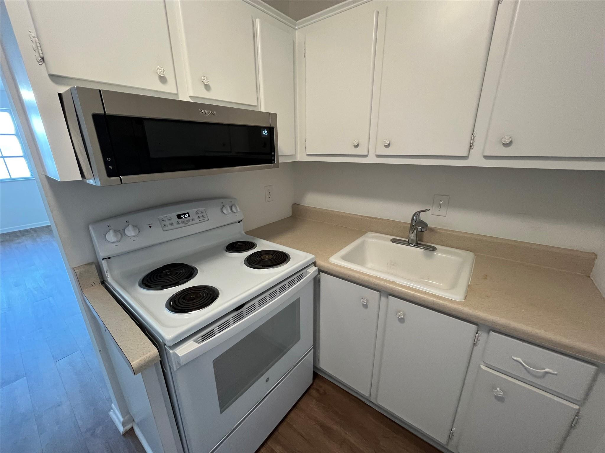 GEORGIAN COURT APTS - Residential