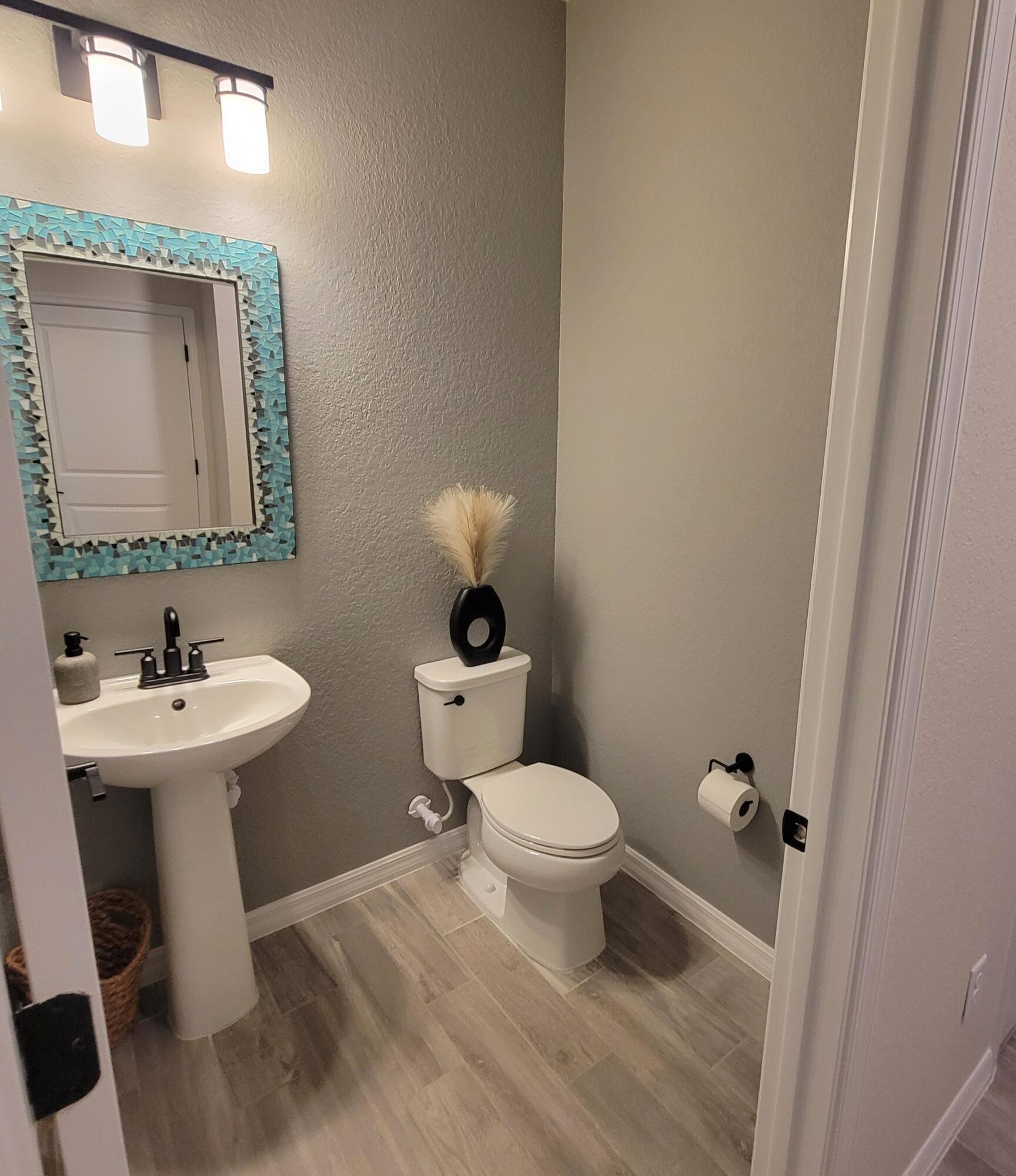 WINDSONG ESTATES - Residential
