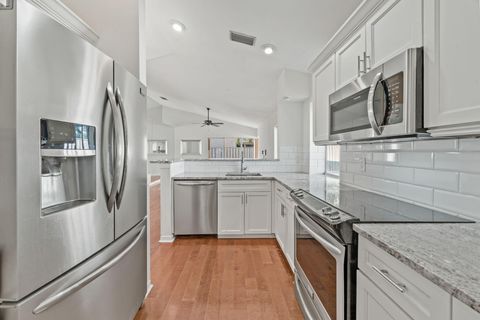 Photo of 28 Governors Court, Palm Beach Gardens, FL 33418 (MLS # R11151442)