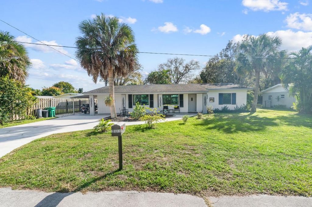 Photo of 2111 Donald Avenue, Fort Pierce, FL 34946 (MLS # R10961222)